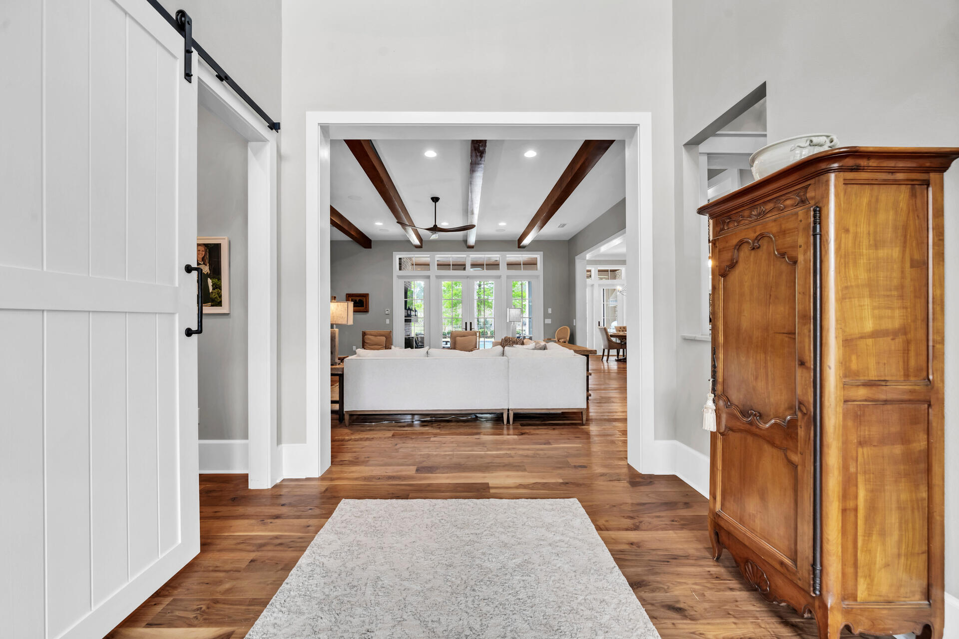 1542 N Baytowne Avenue