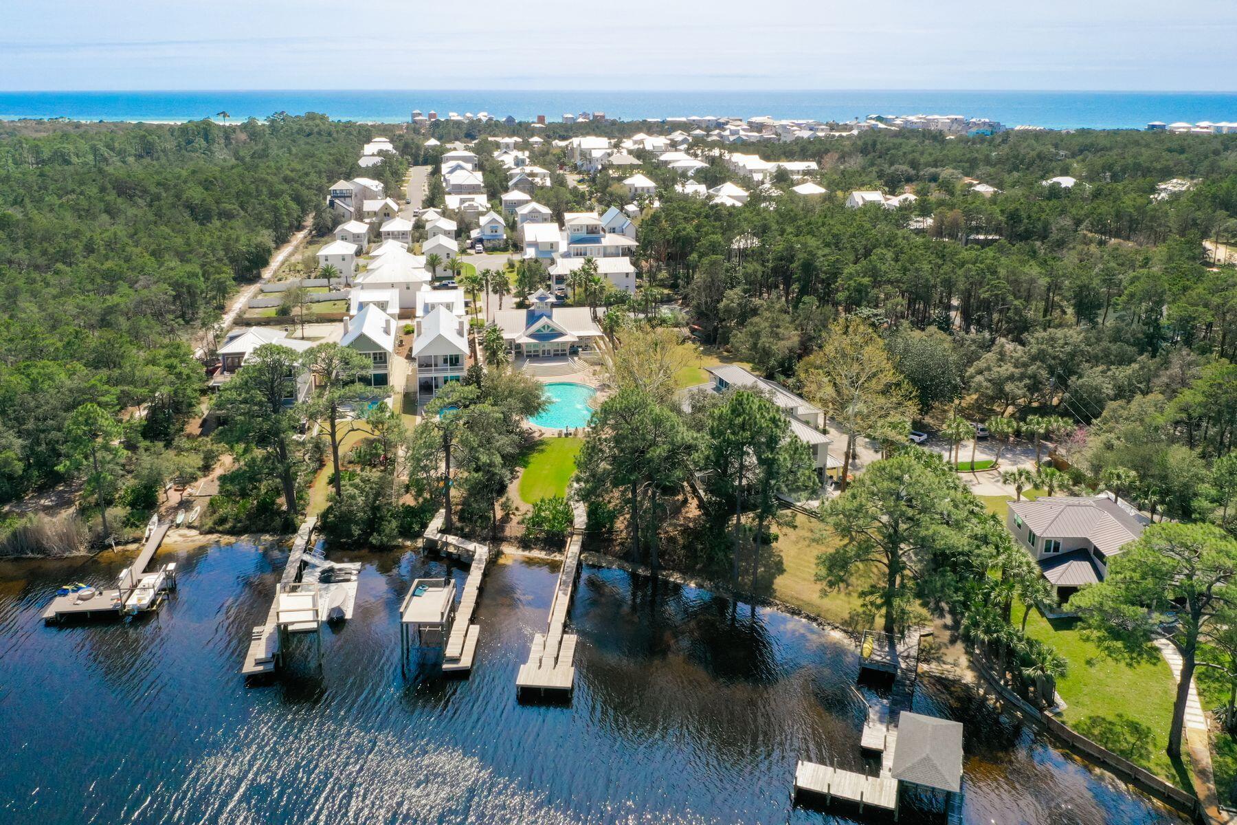 100 Grande Pointe Circle
