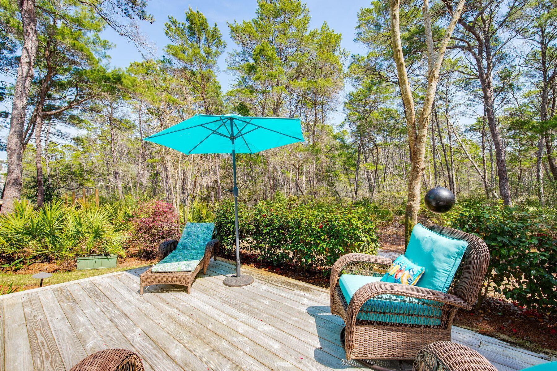 100 Grande Pointe Circle
