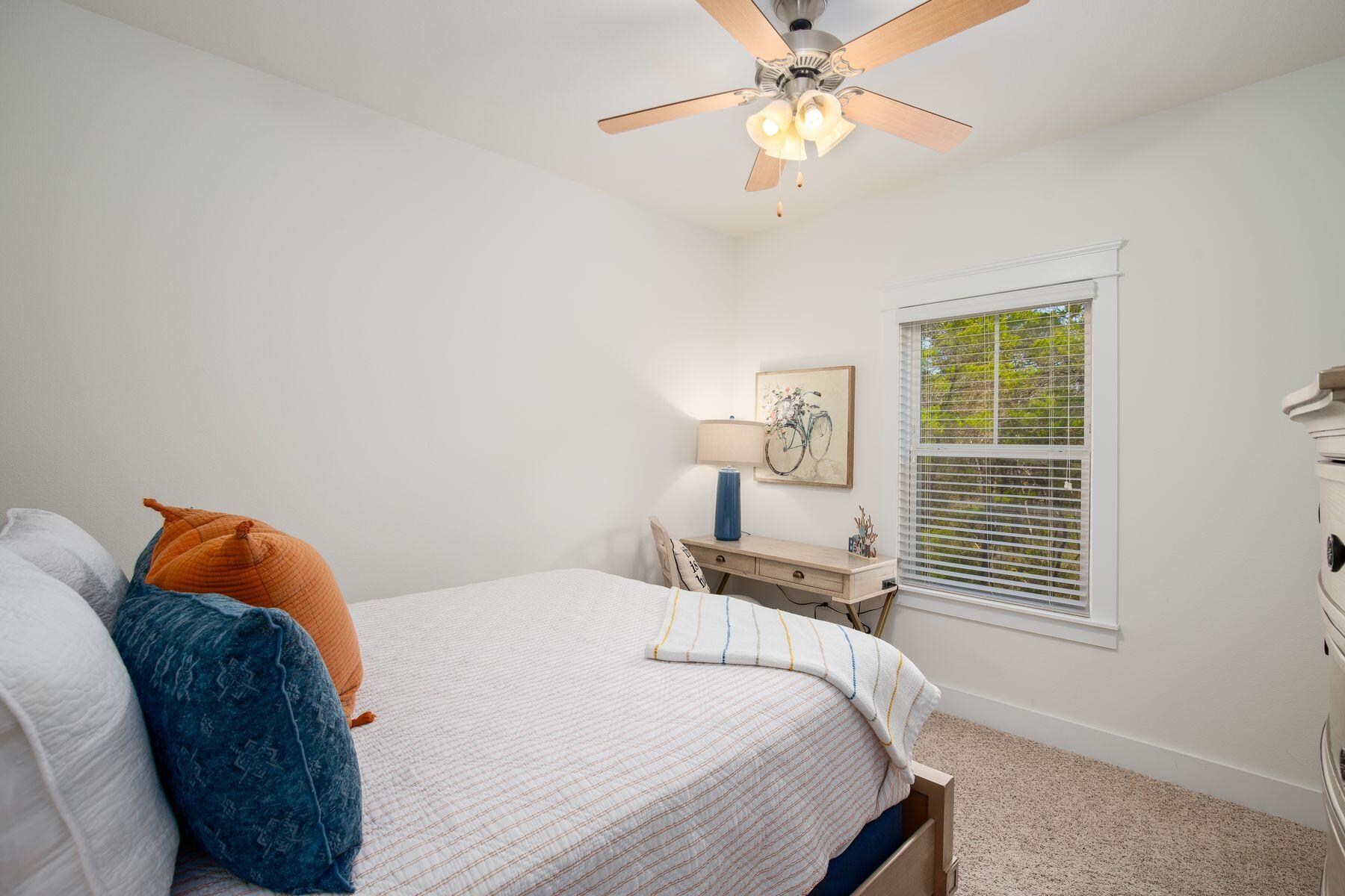 100 Grande Pointe Circle