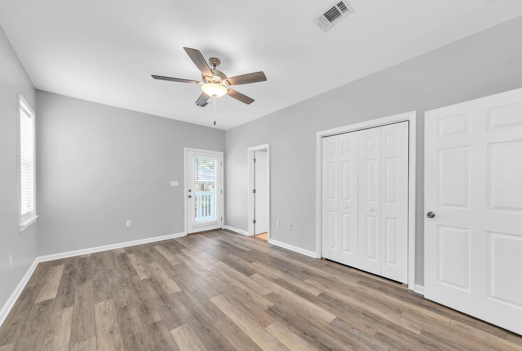 1544 N County Hwy 393