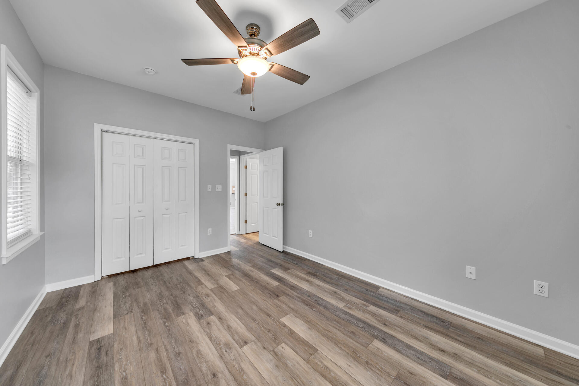 1544 N County Hwy 393