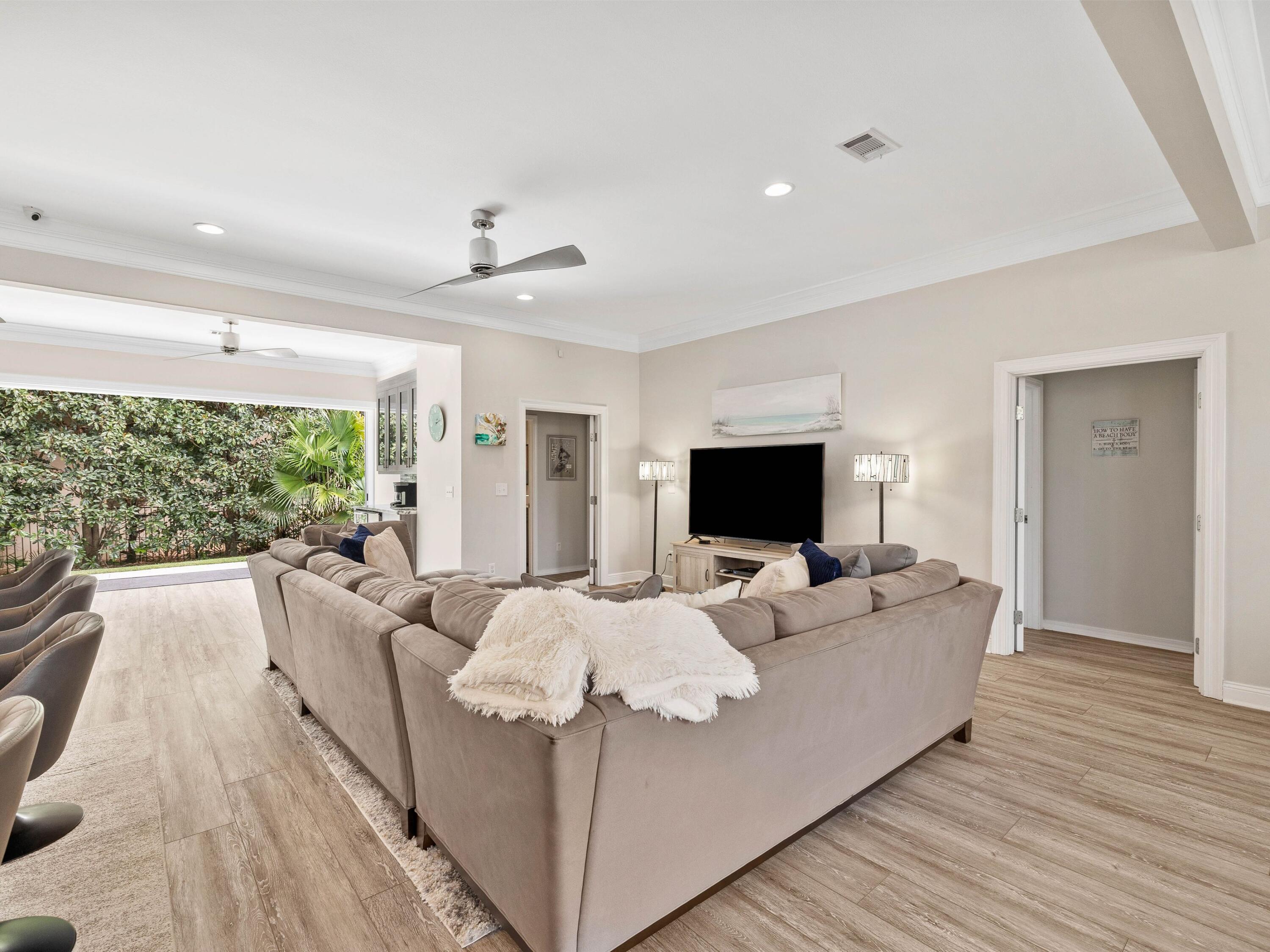 90 Emerald Ridge