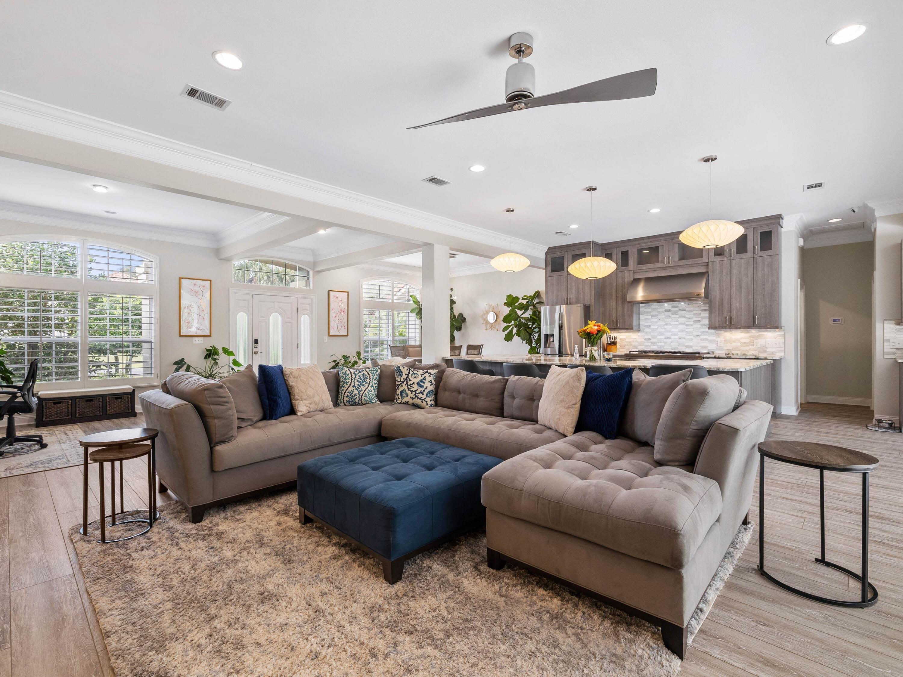 90 Emerald Ridge