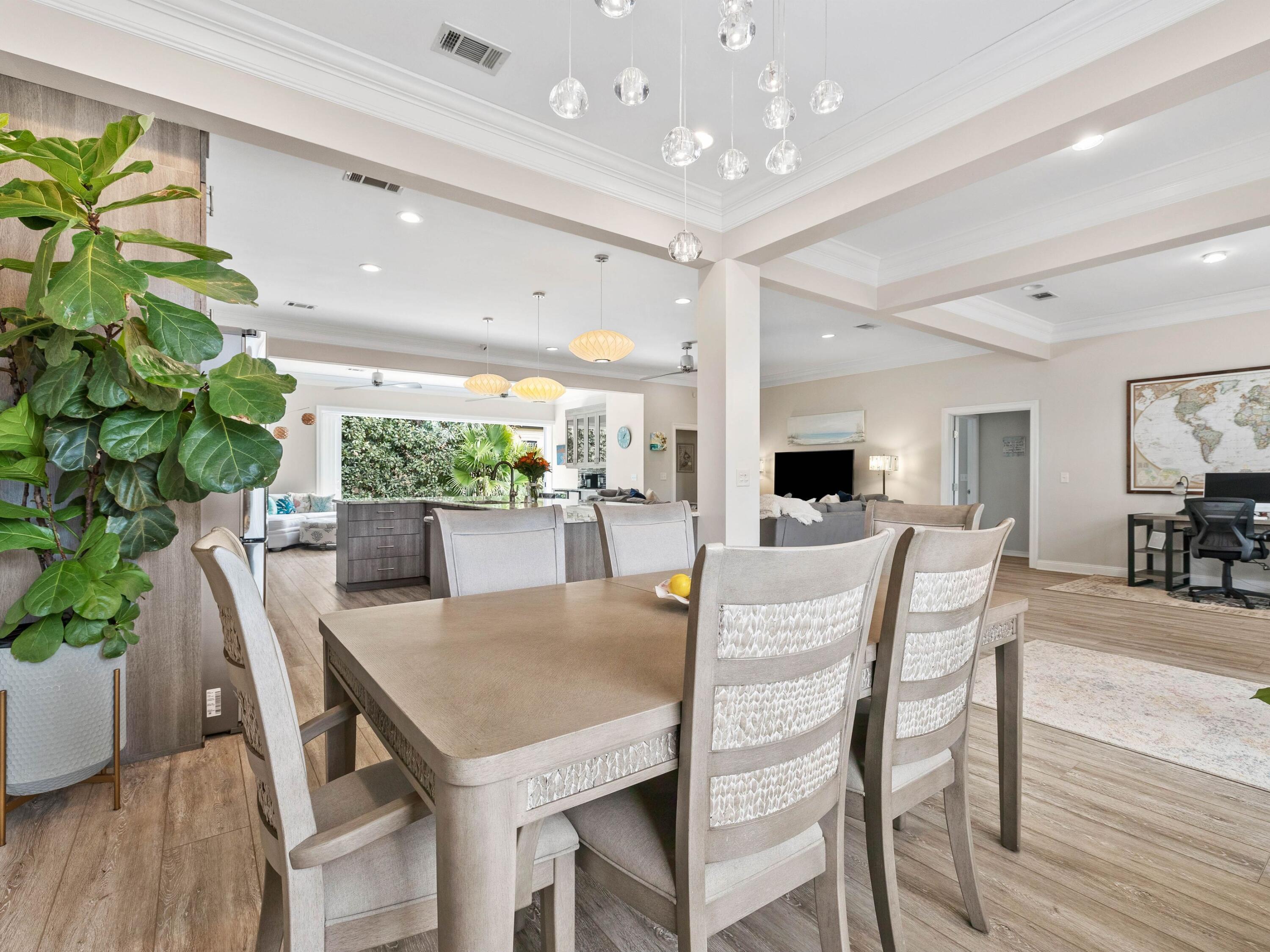 90 Emerald Ridge