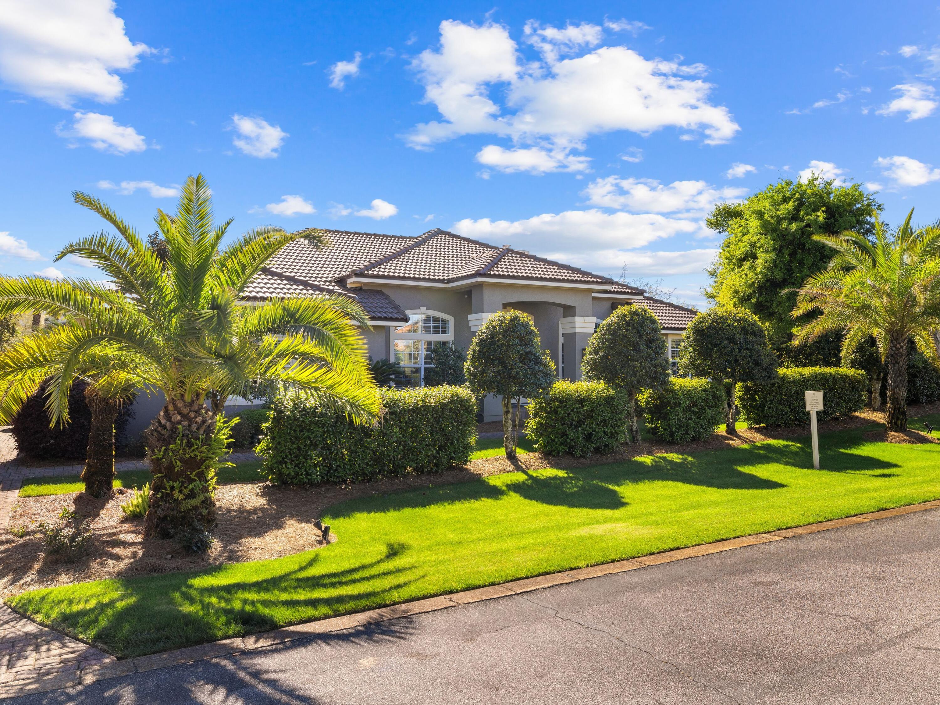 90 Emerald Ridge
