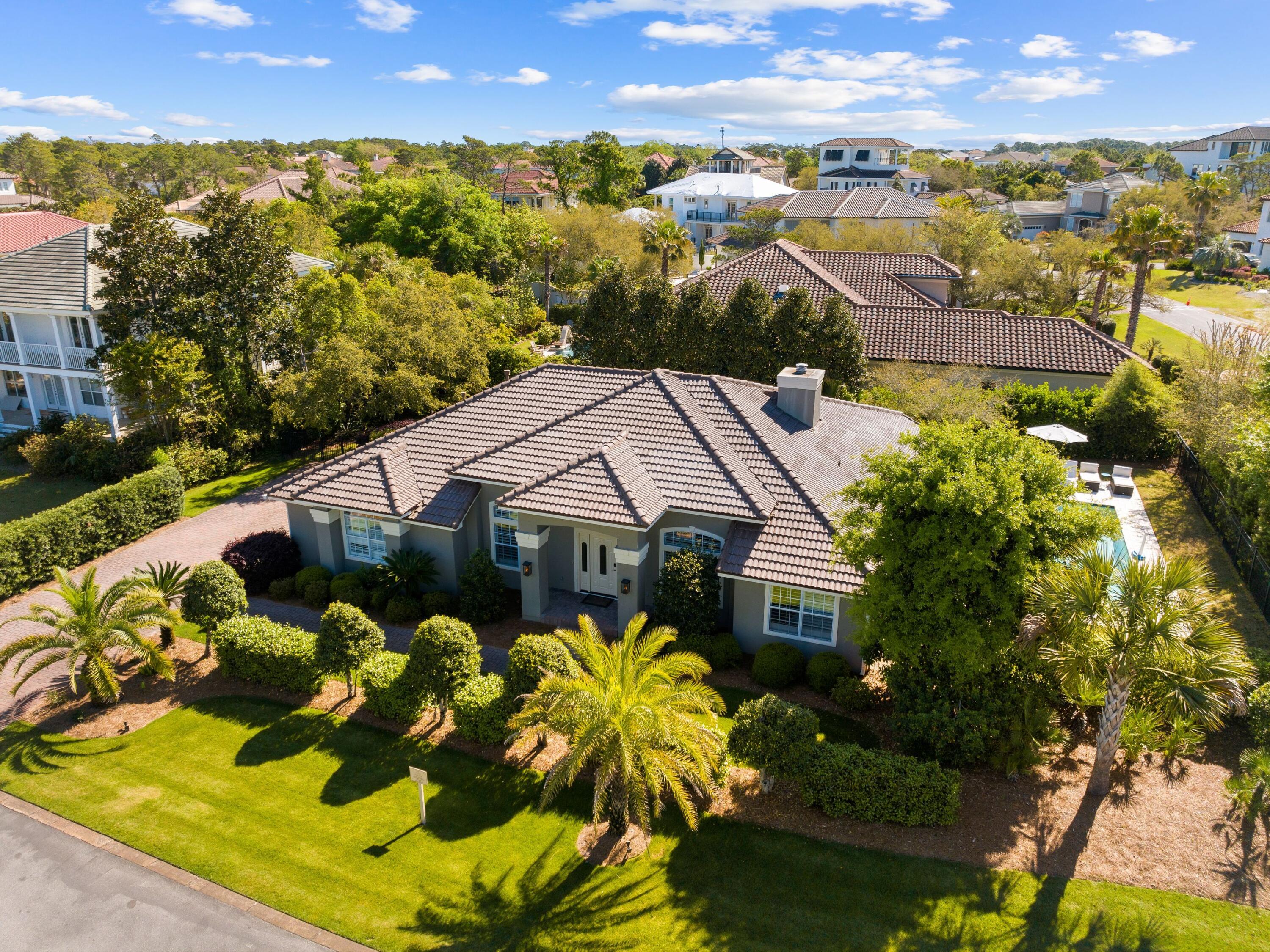 90 Emerald Ridge