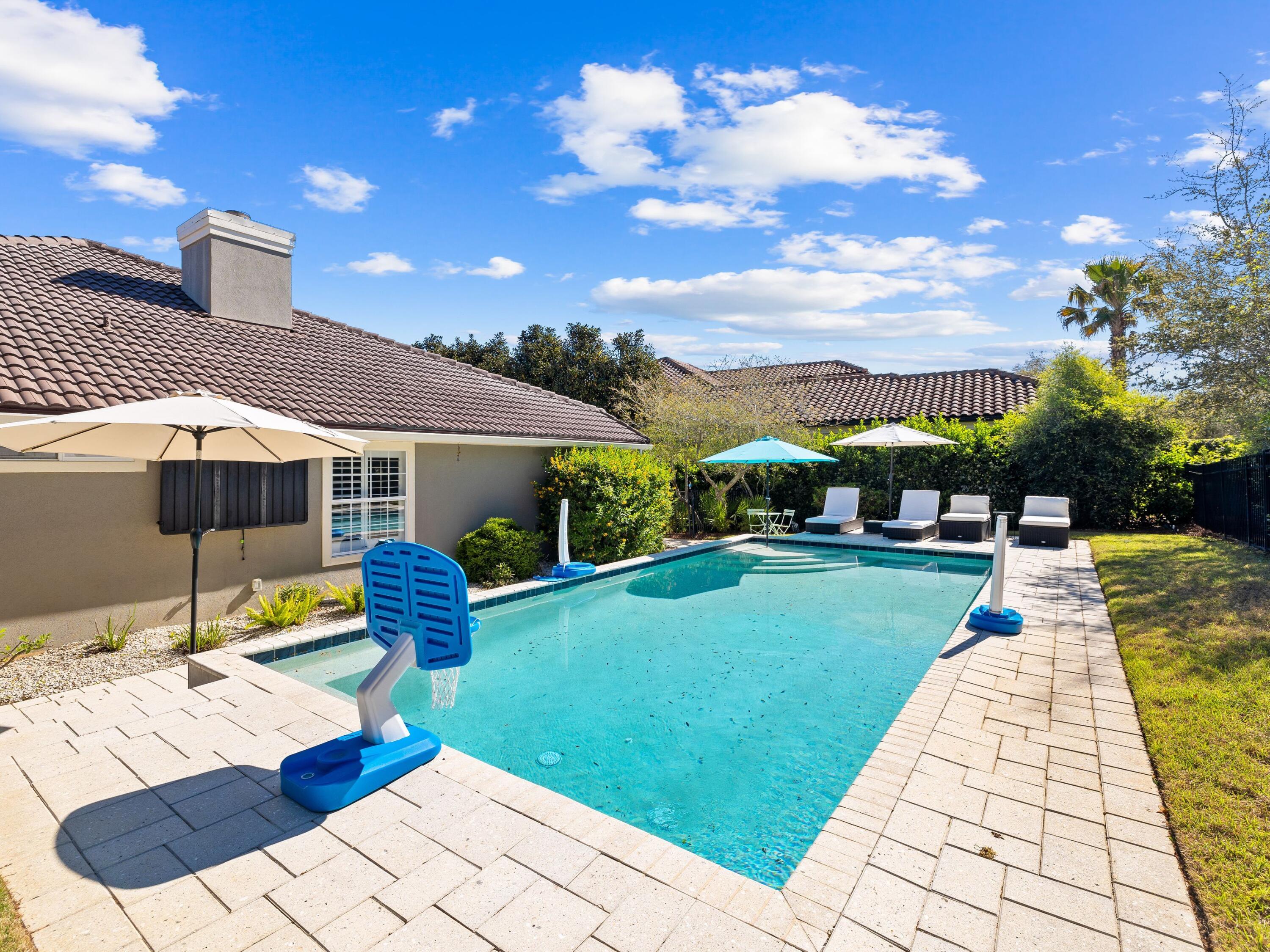 90 Emerald Ridge