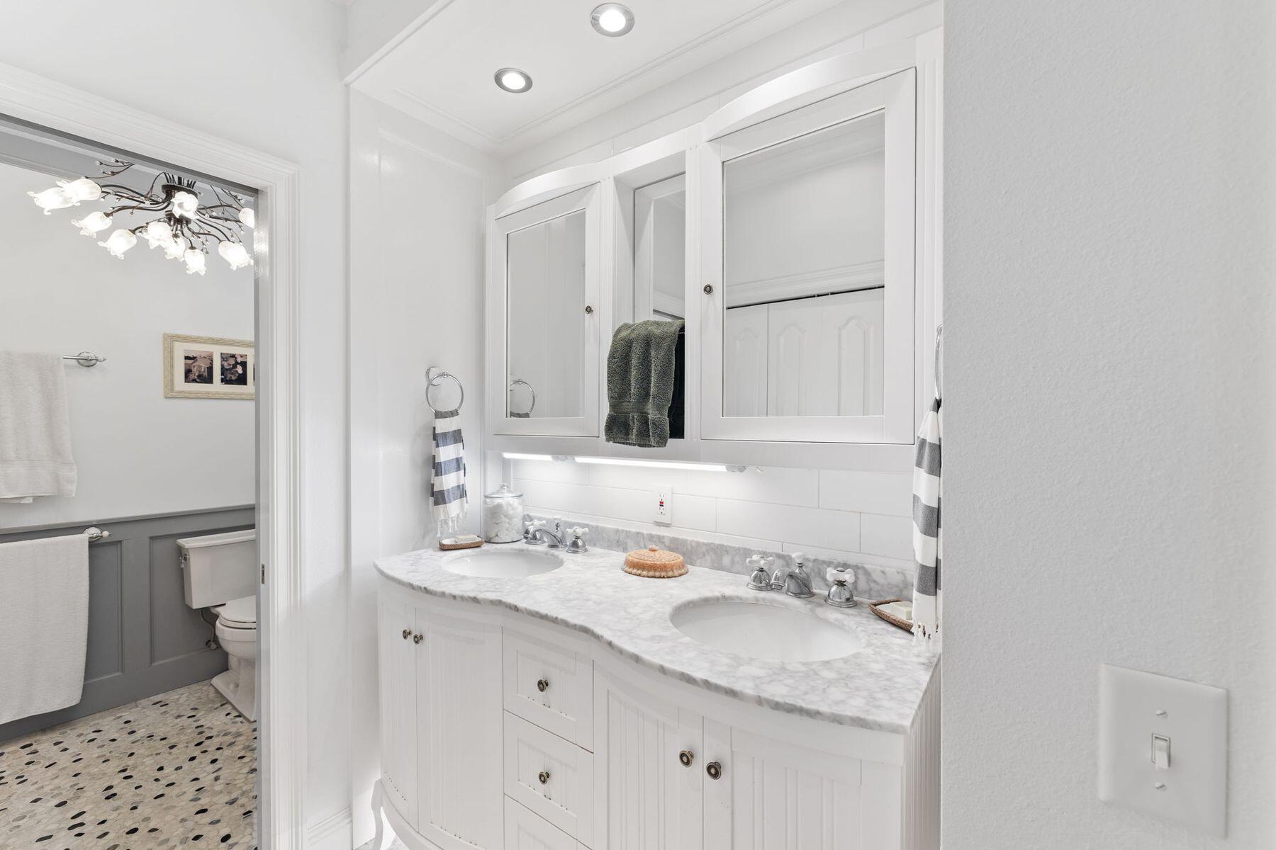 320 Wood Beach Drive