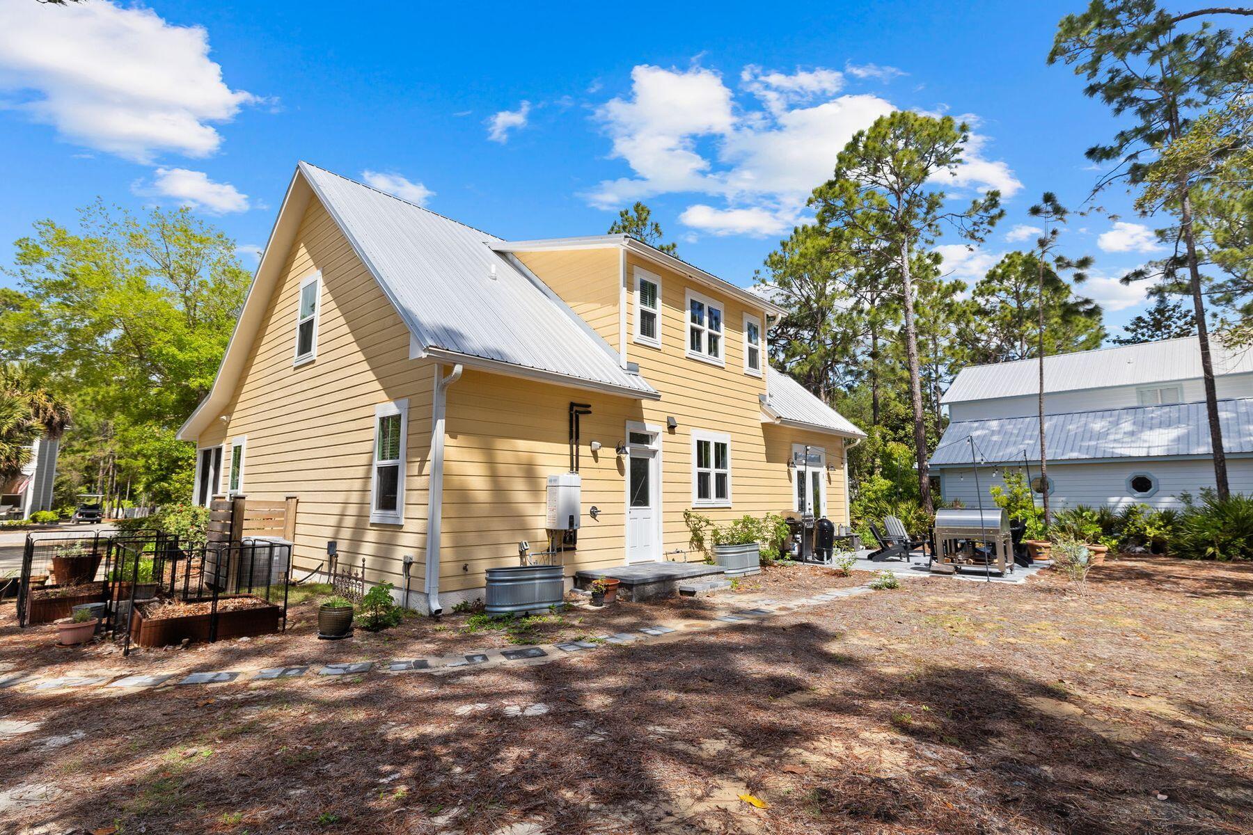 320 Wood Beach Drive