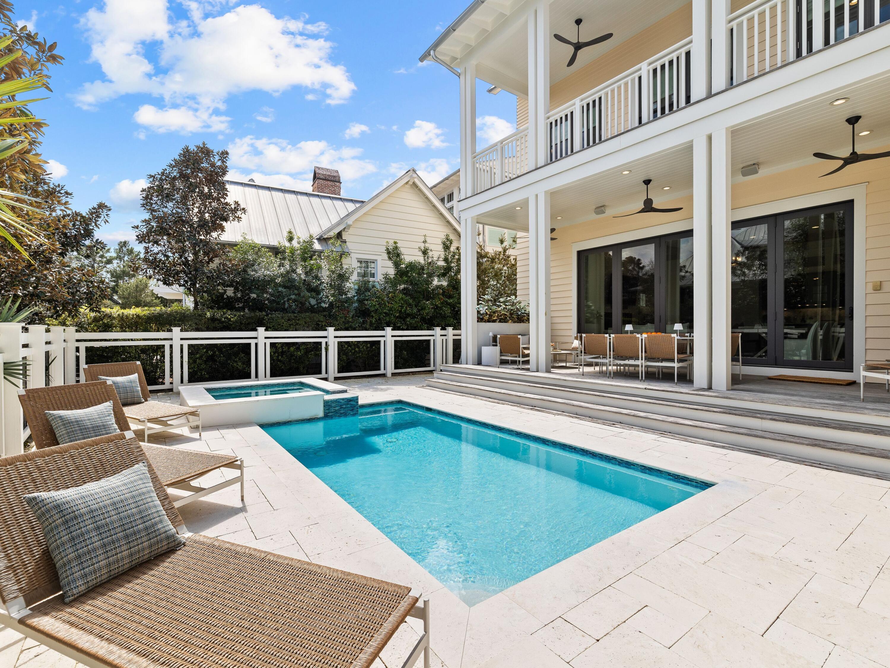7 Sand Hill Circle