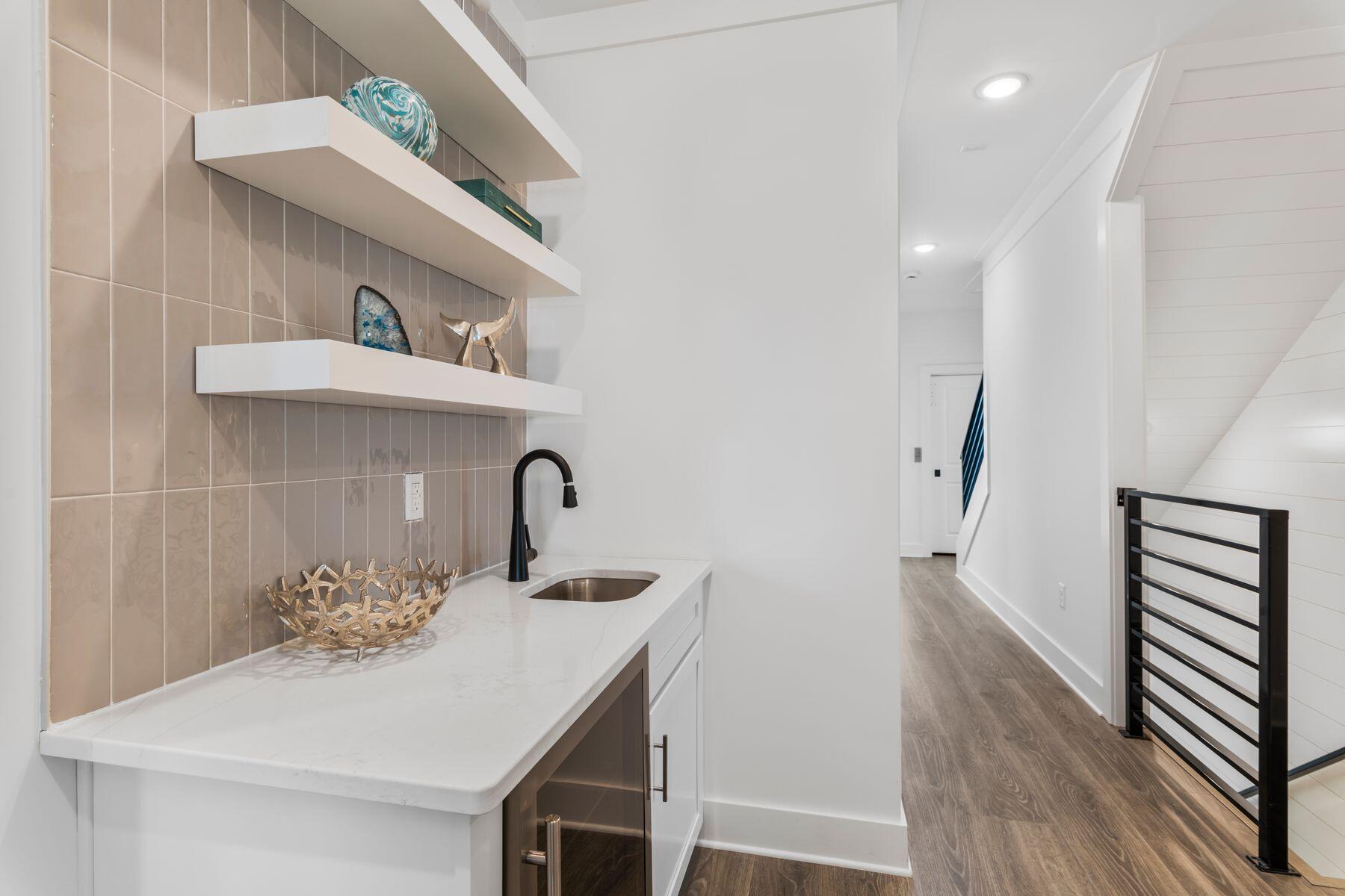 258 Hilltop Drive