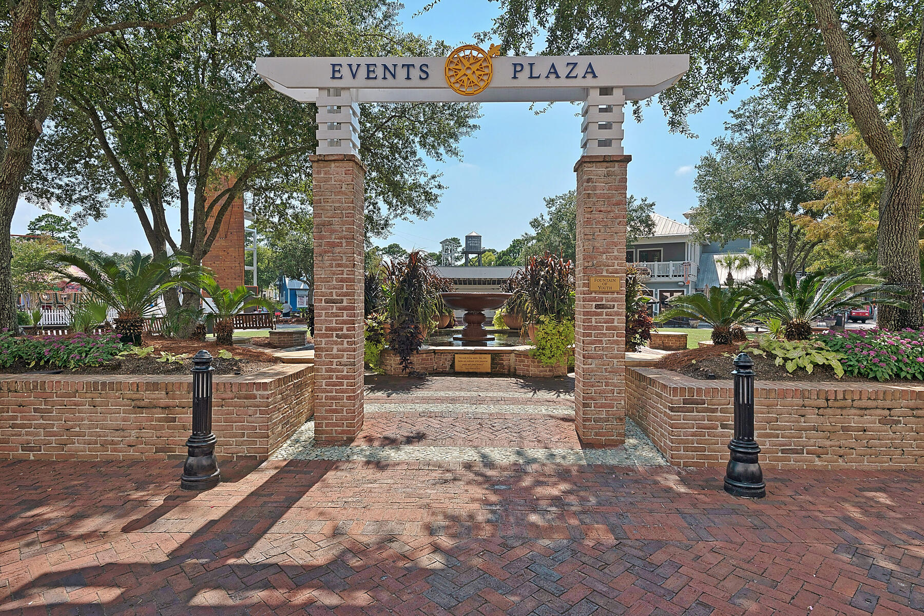 9100 Baytowne Wharf Boulevard, 270/272