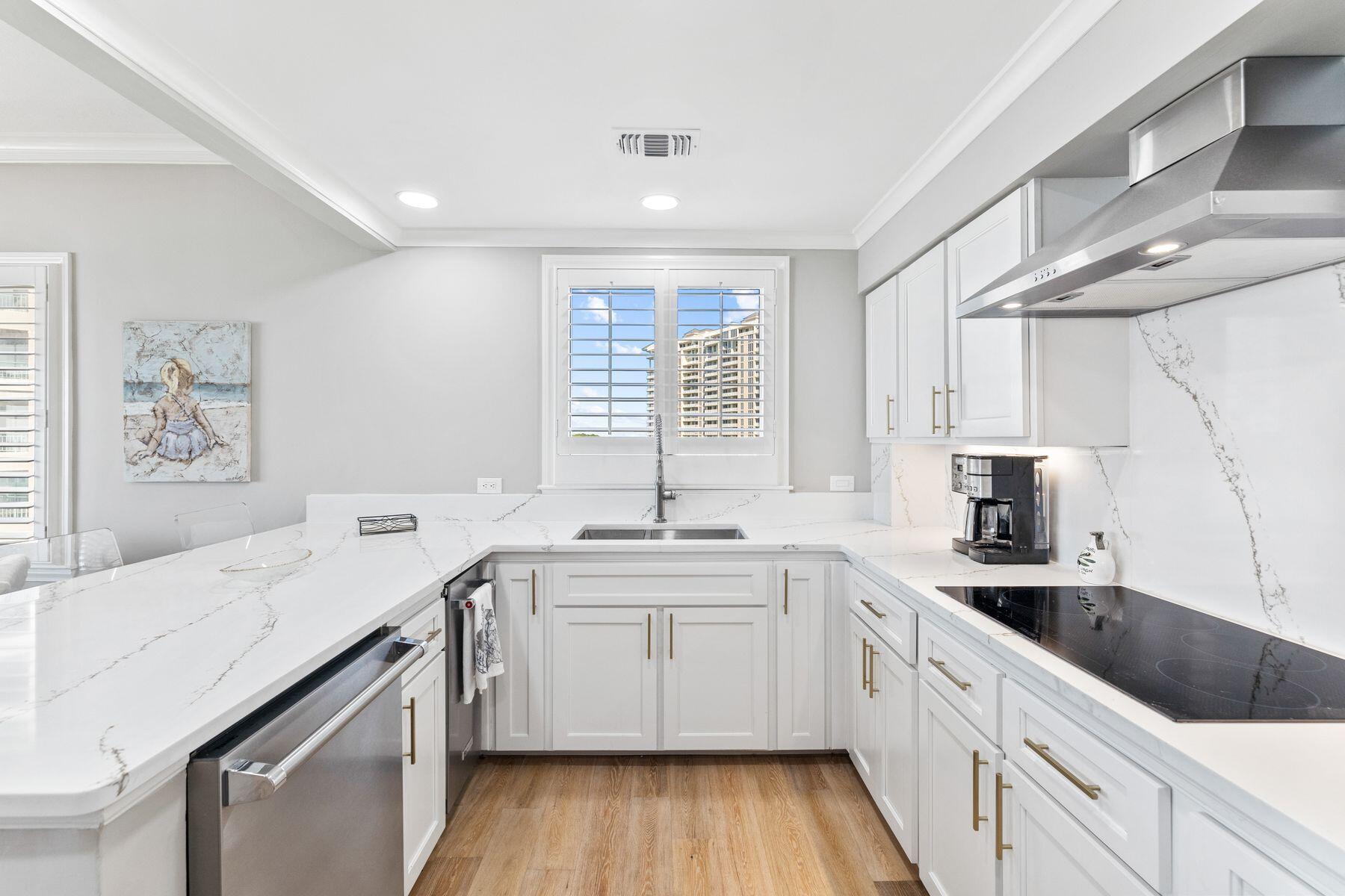 4522 Southwinds Drive, 4522