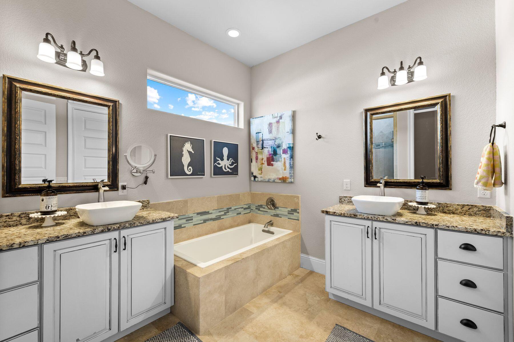 1430 E Baytowne Circle