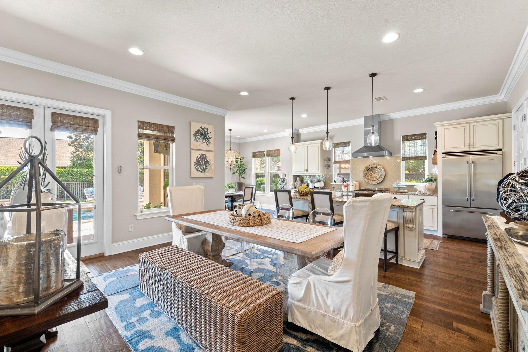 1430 E Baytowne Circle