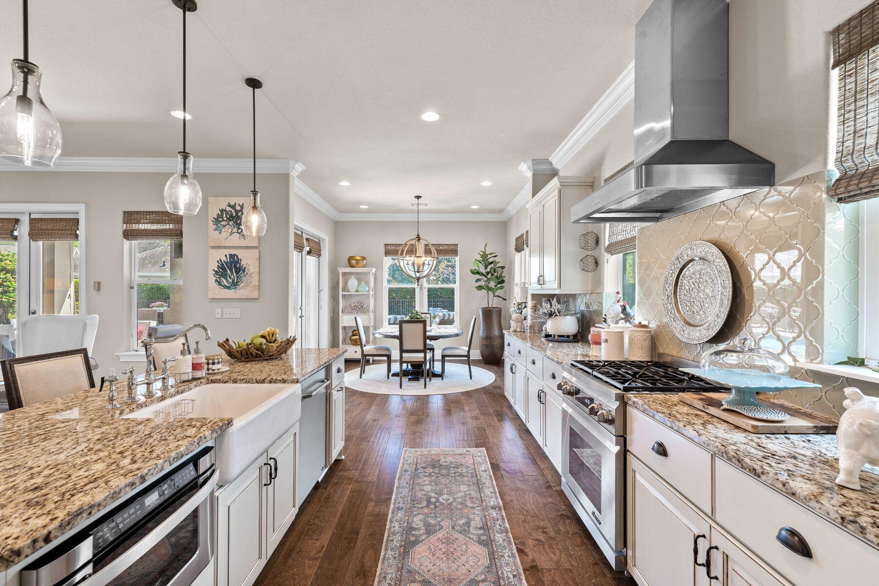 1430 E Baytowne Circle