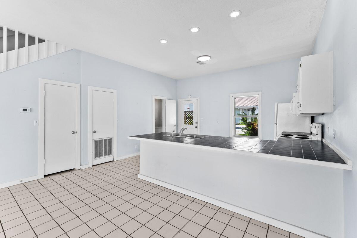 1964 S County Highway 83