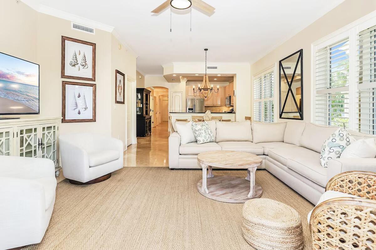 2421 W CO HWY 30A, G101