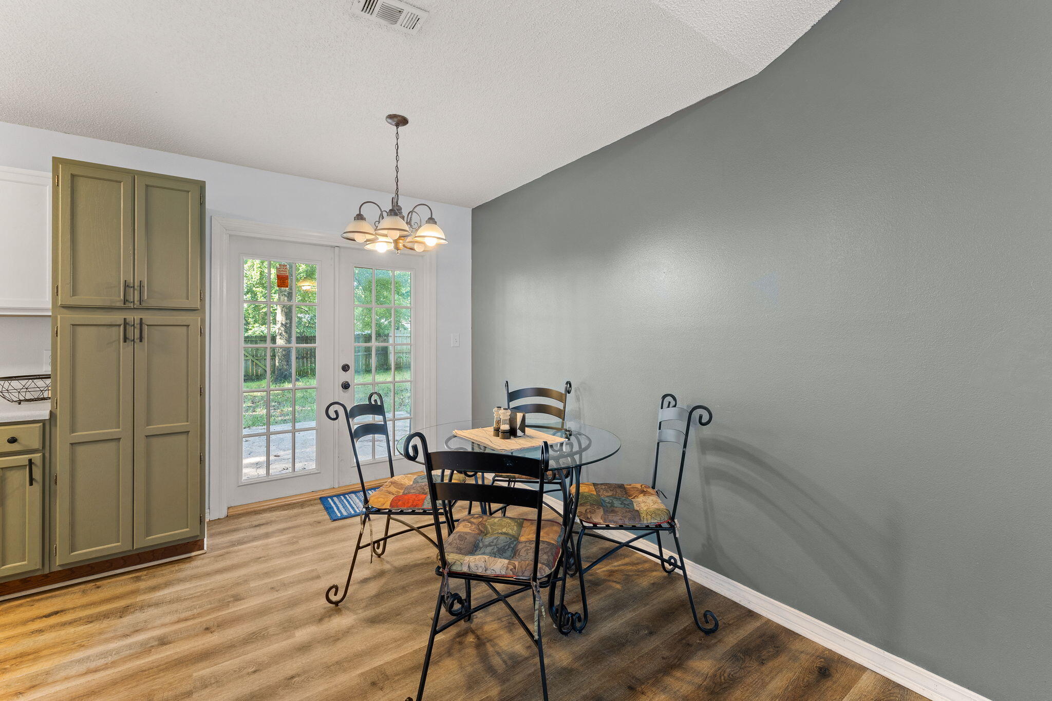 346 Strawbridge Drive