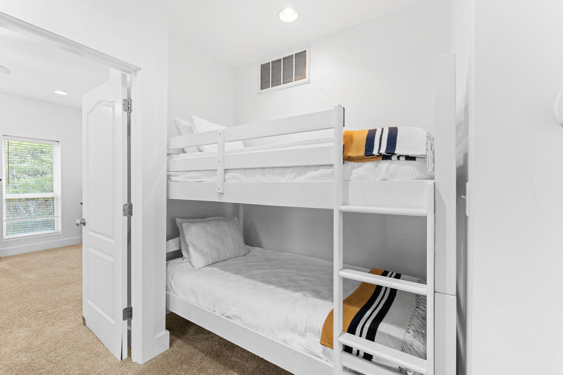 150 Cottage Way, # 20