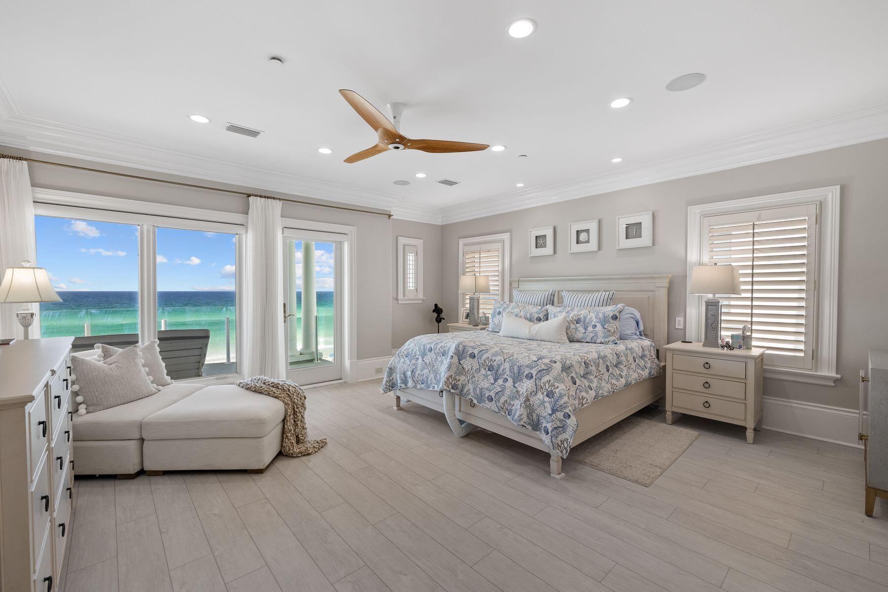 4726 Ocean Boulevard