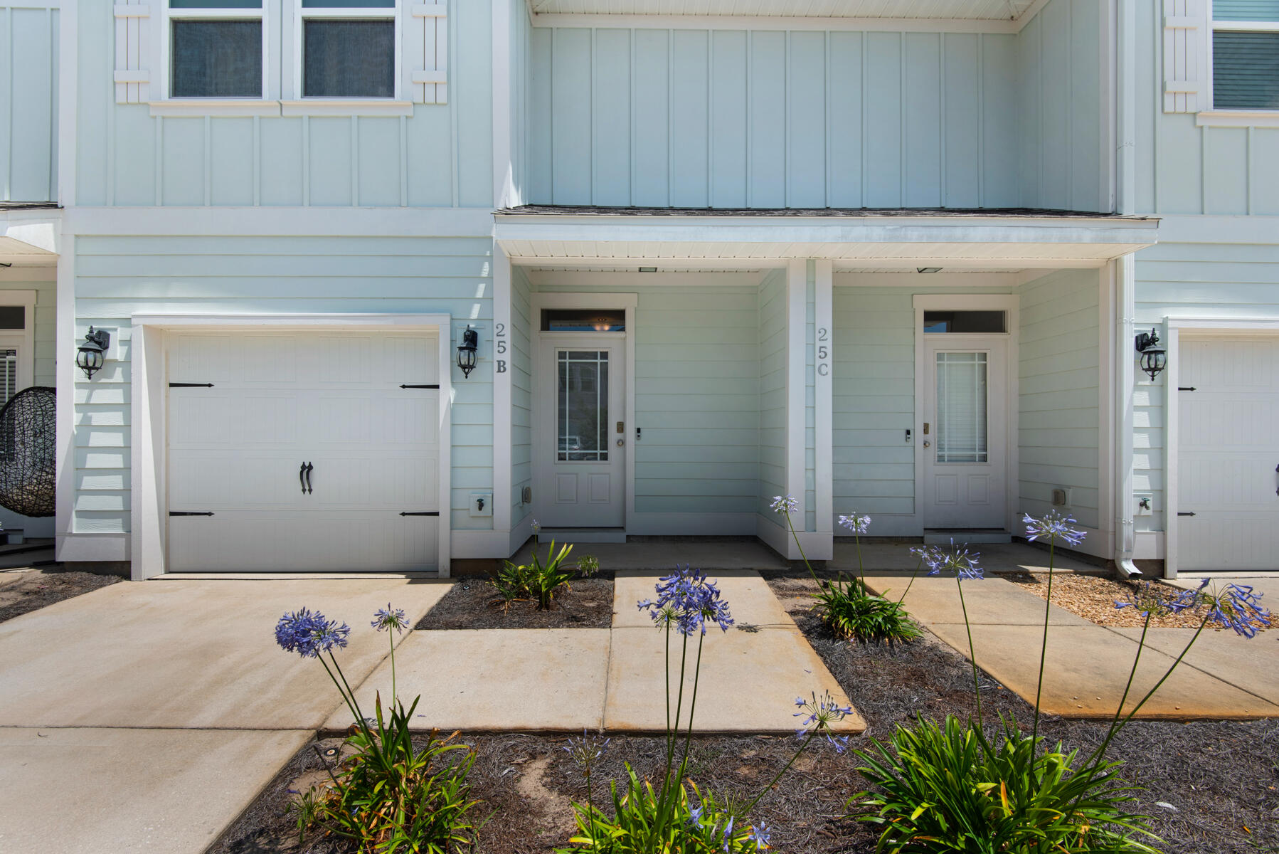 25 Crossing Lane, UNIT B