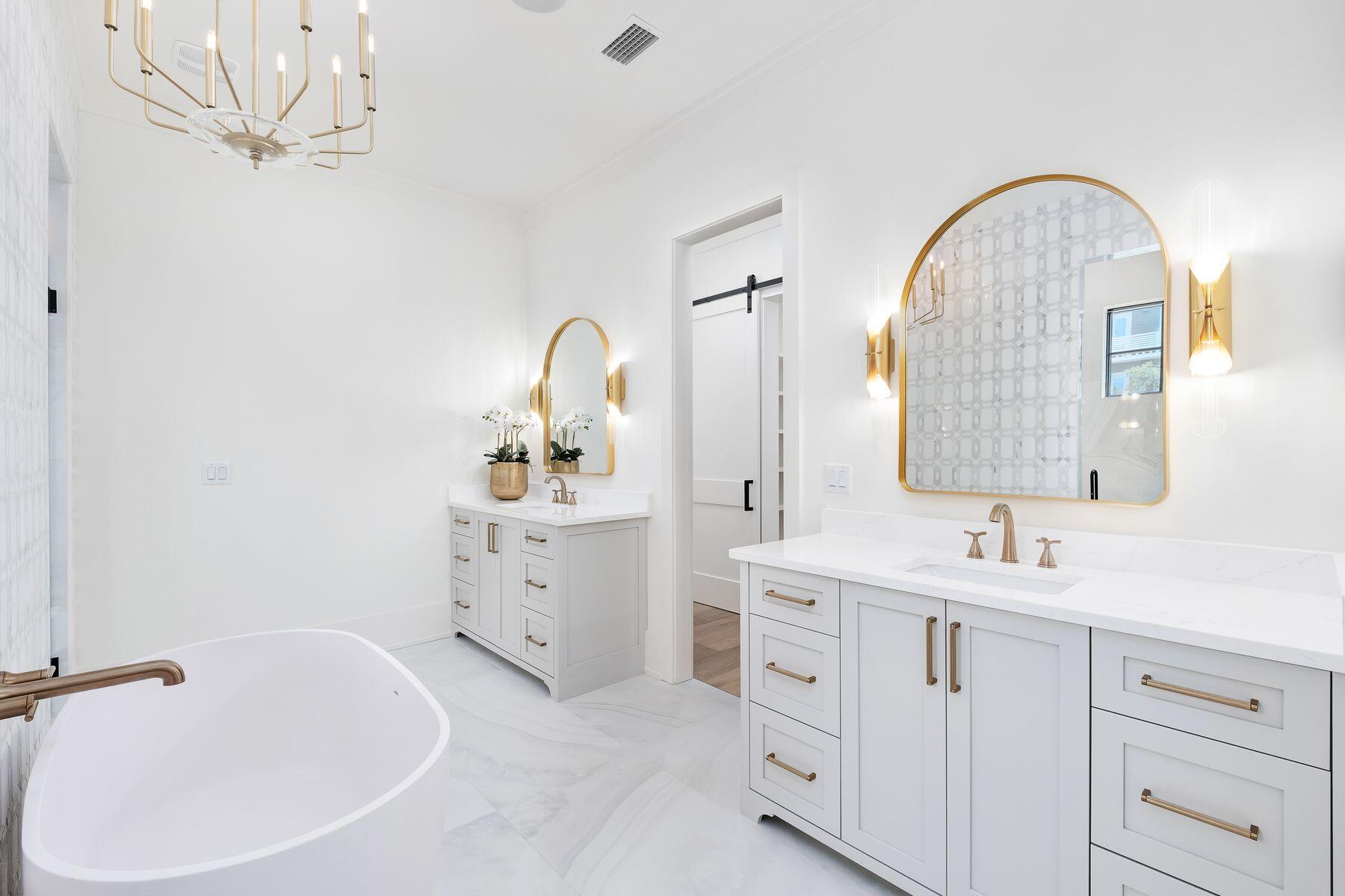 3015 E County Road 30A