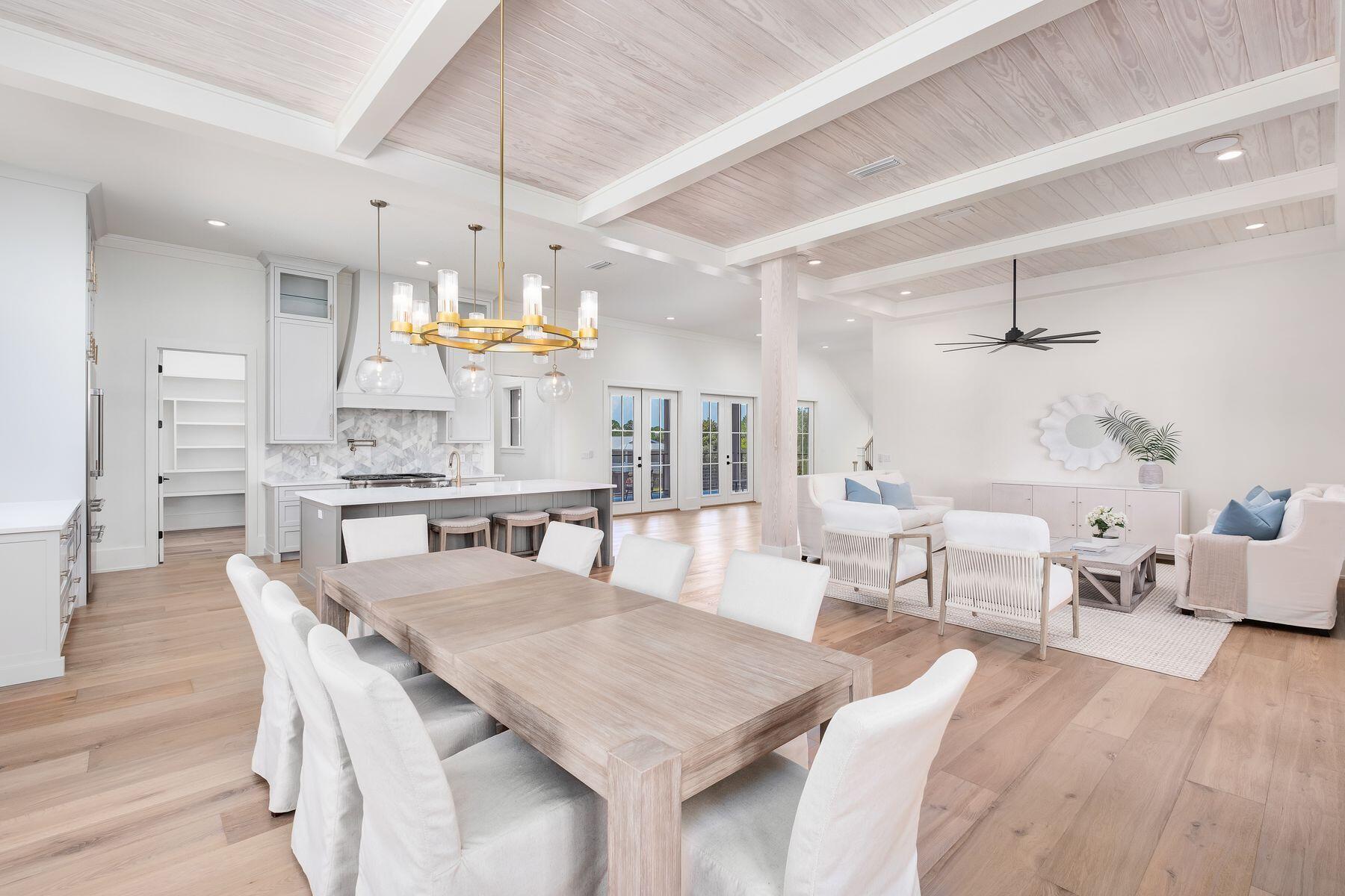 3015 E County Road 30A