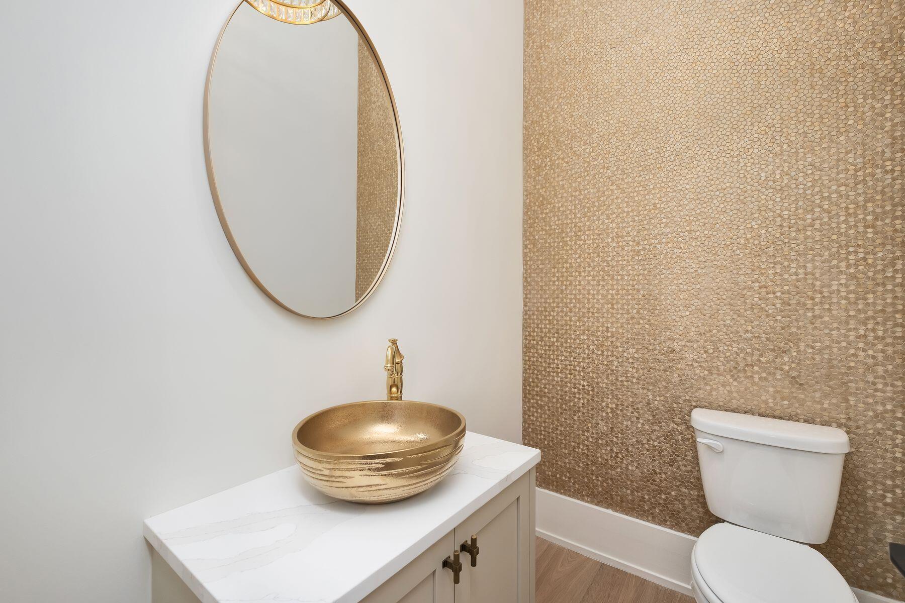 3015 E County Road 30A