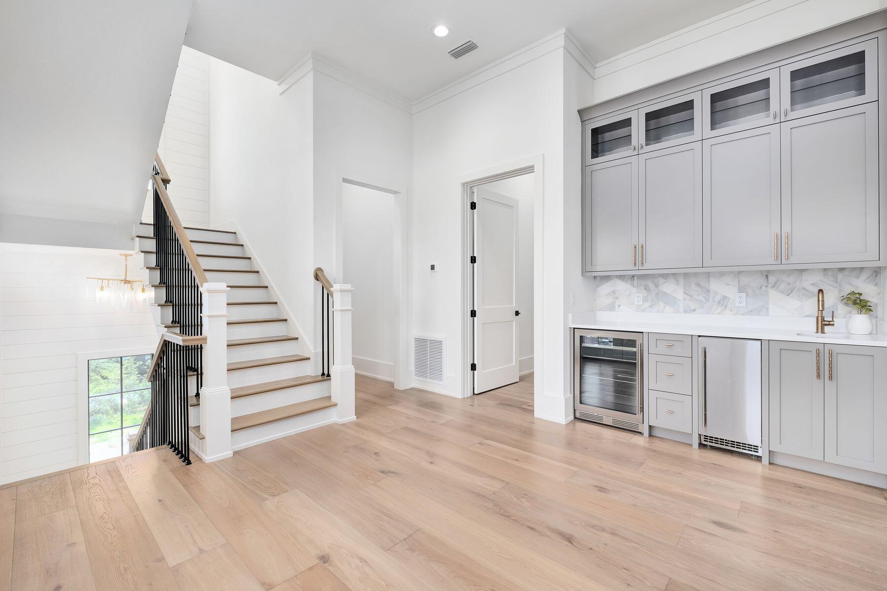 3015 E County Road 30A