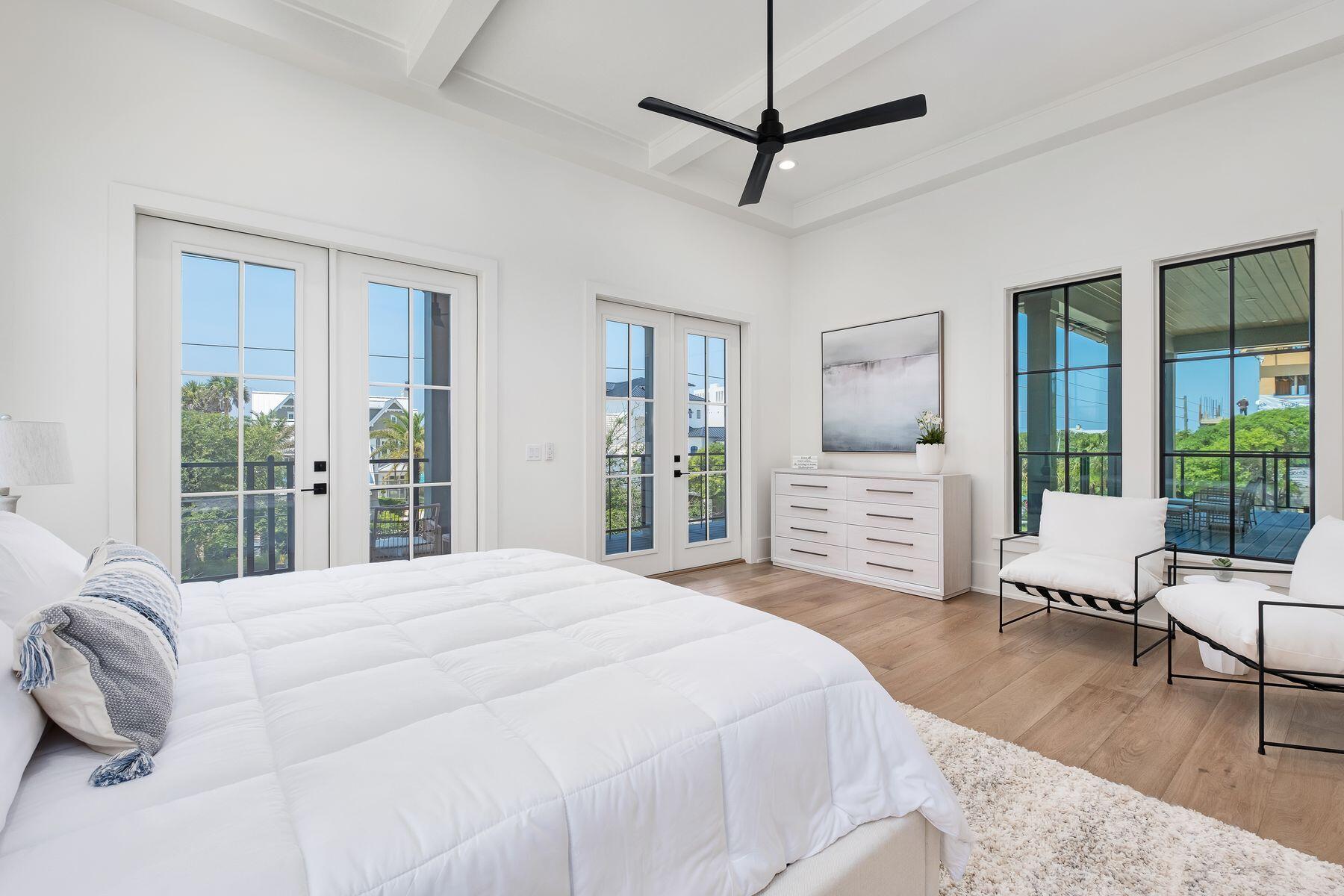 3015 E County Road 30A