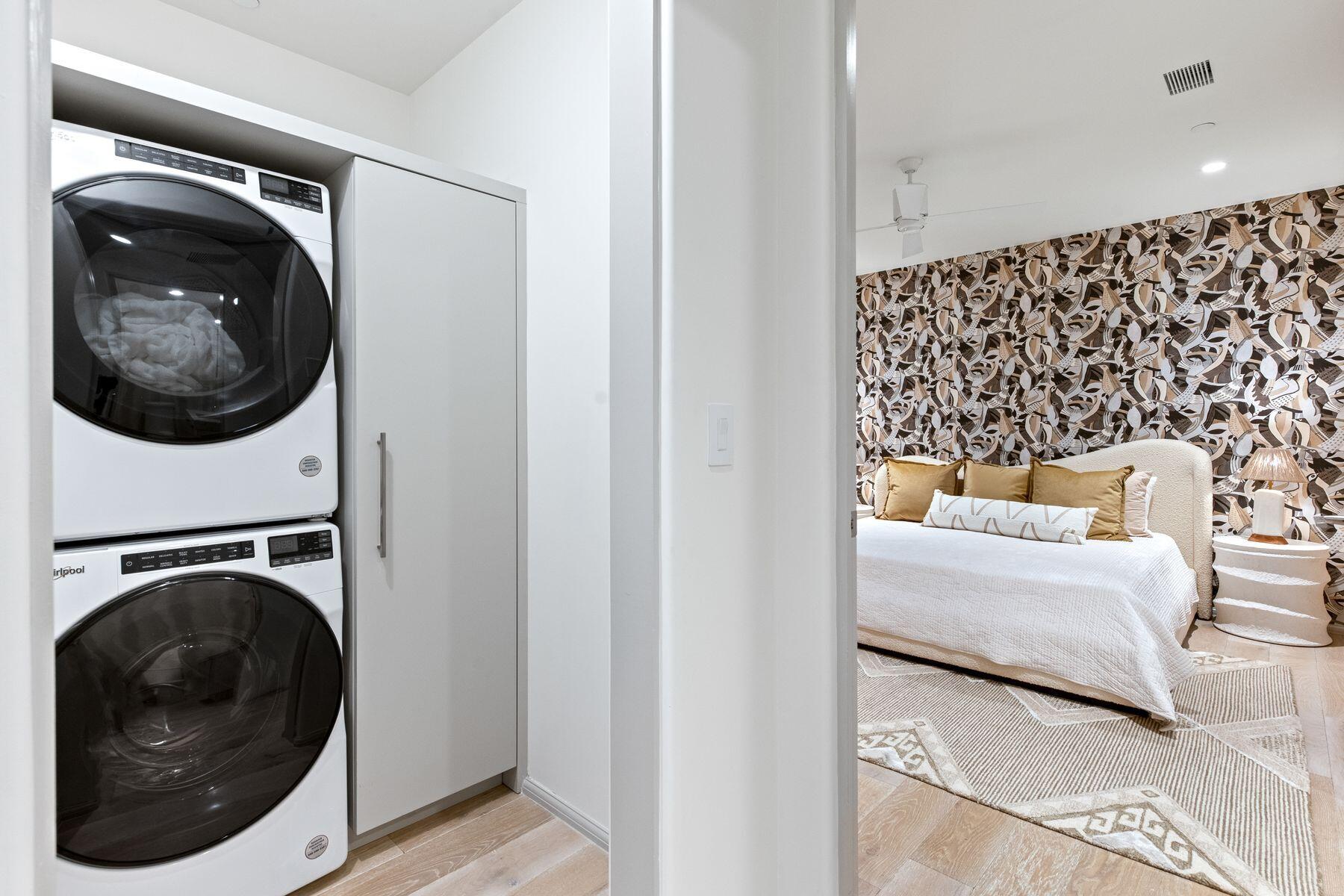 45 W Solaire Way, 103