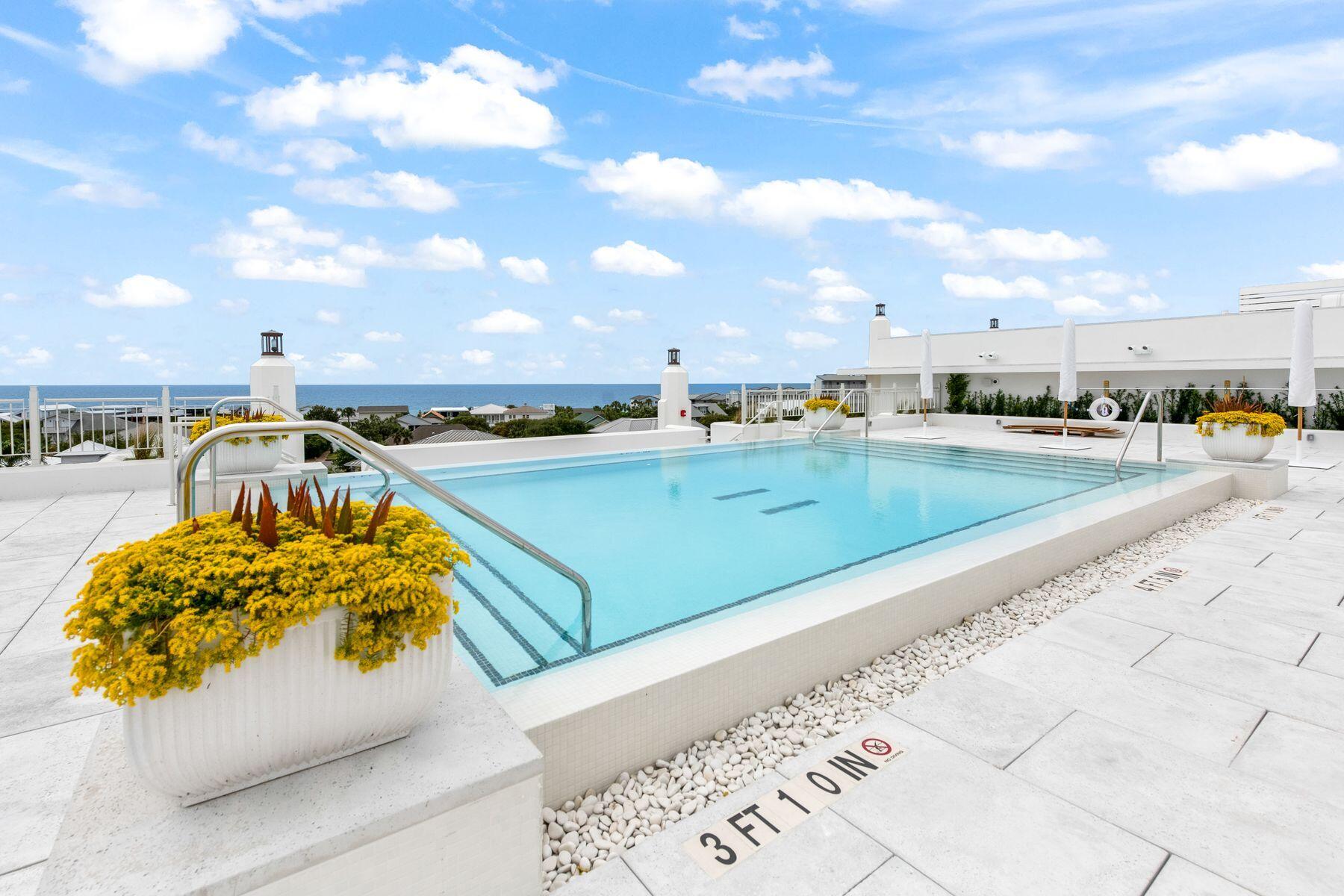 45 W Solaire Way, 103