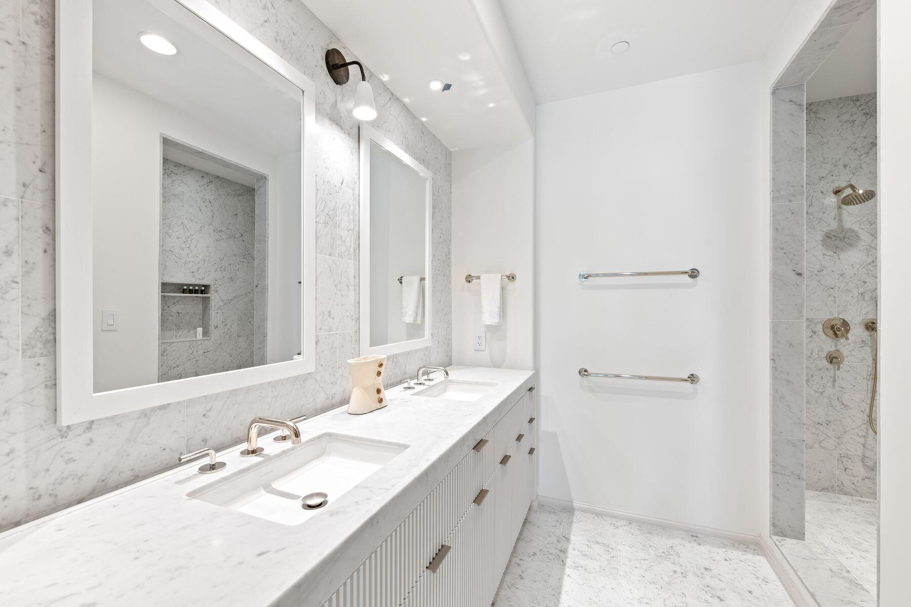 45 W Solaire Way, 103