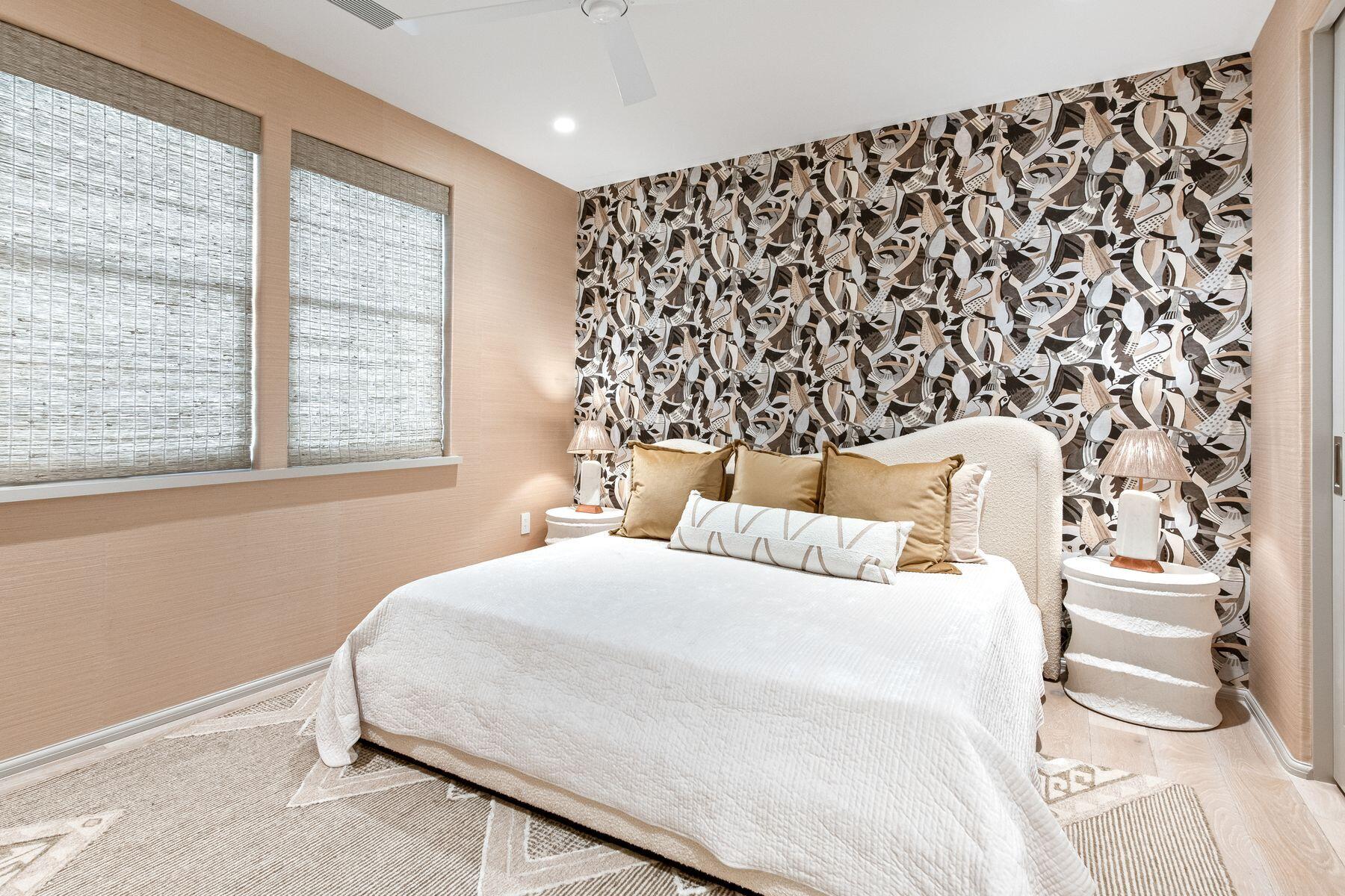 45 W Solaire Way, 103