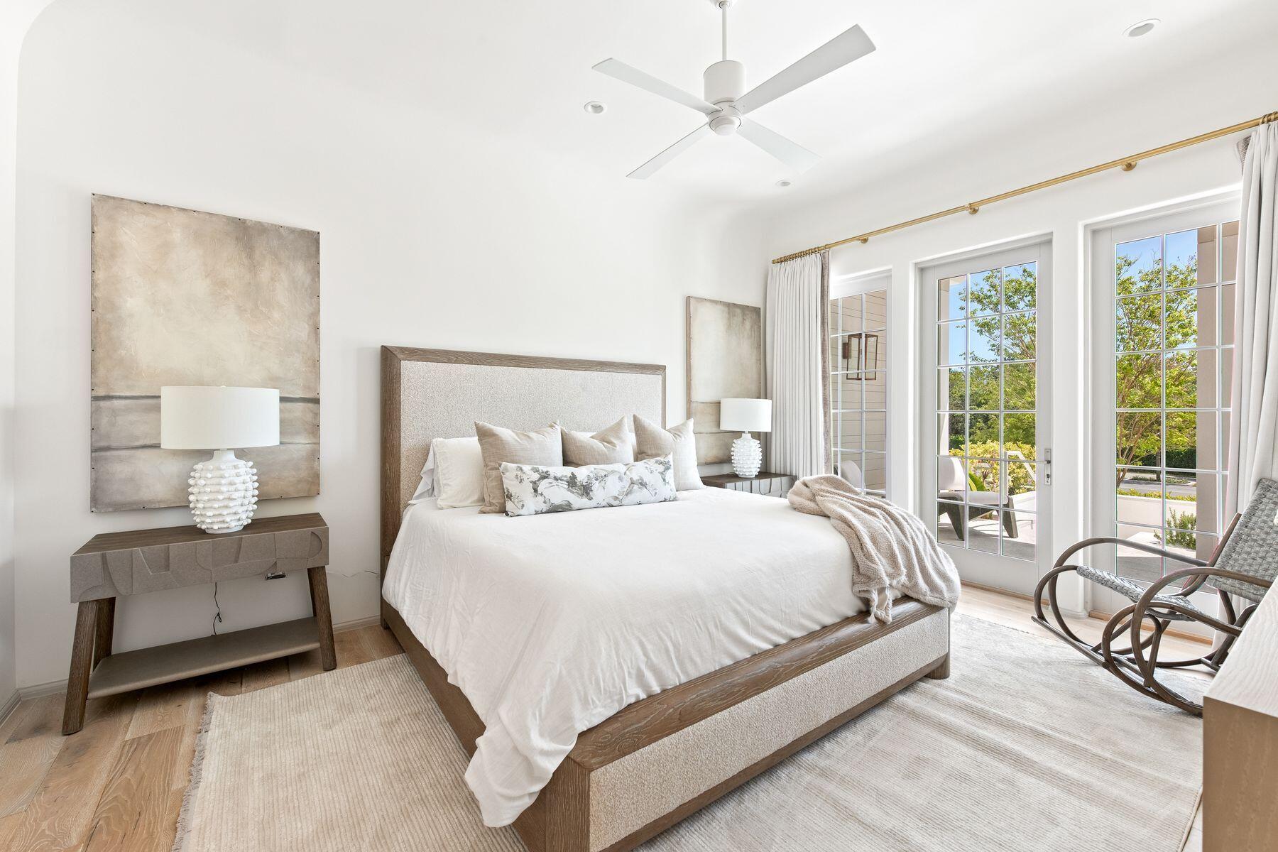 45 W Solaire Way, 103