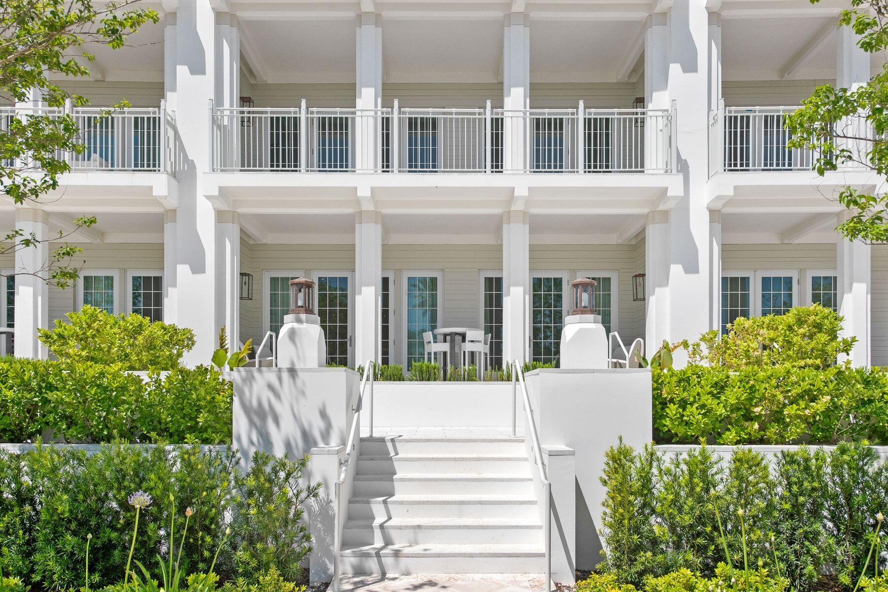 45 W Solaire Way, 103