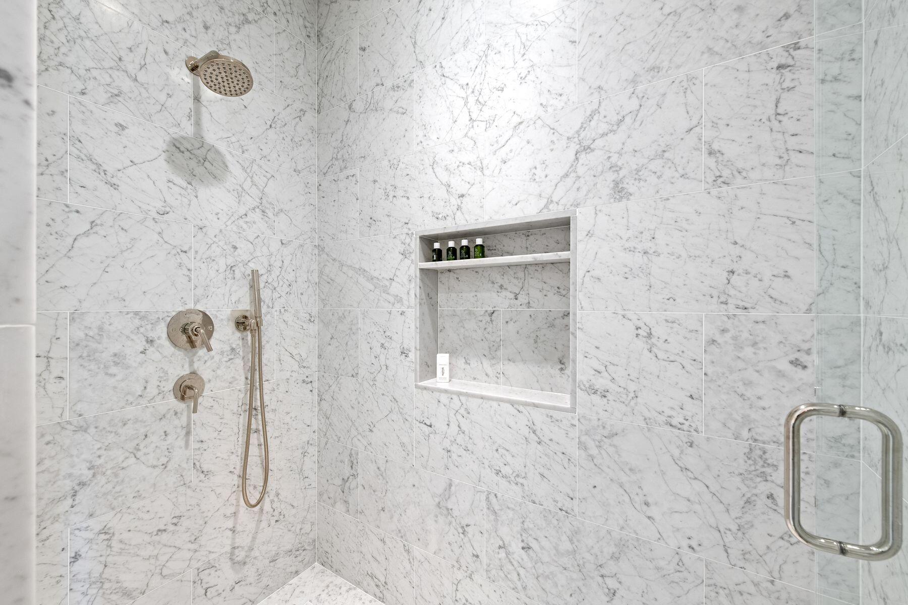 45 W Solaire Way, 103