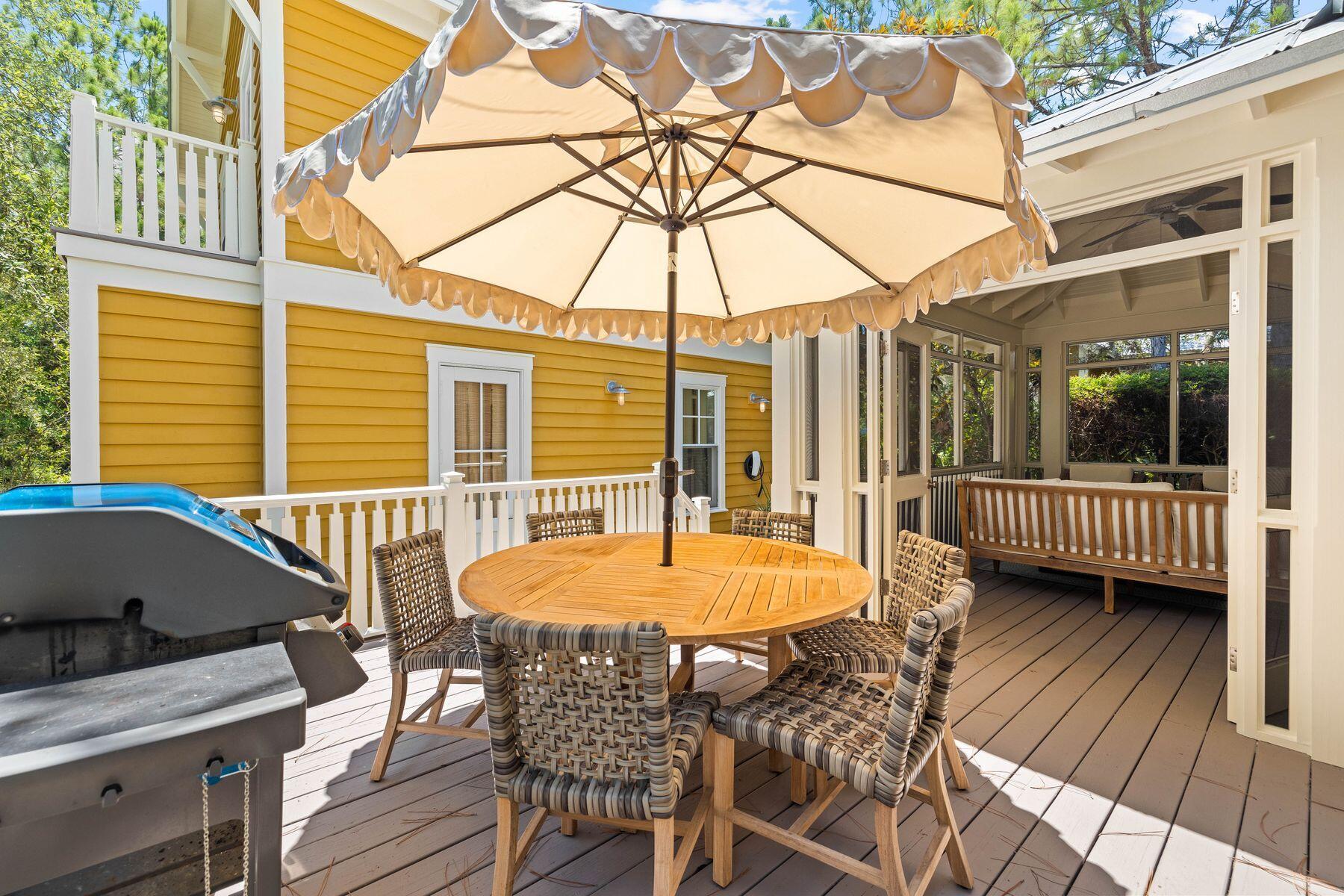 40 Tall Timber Court