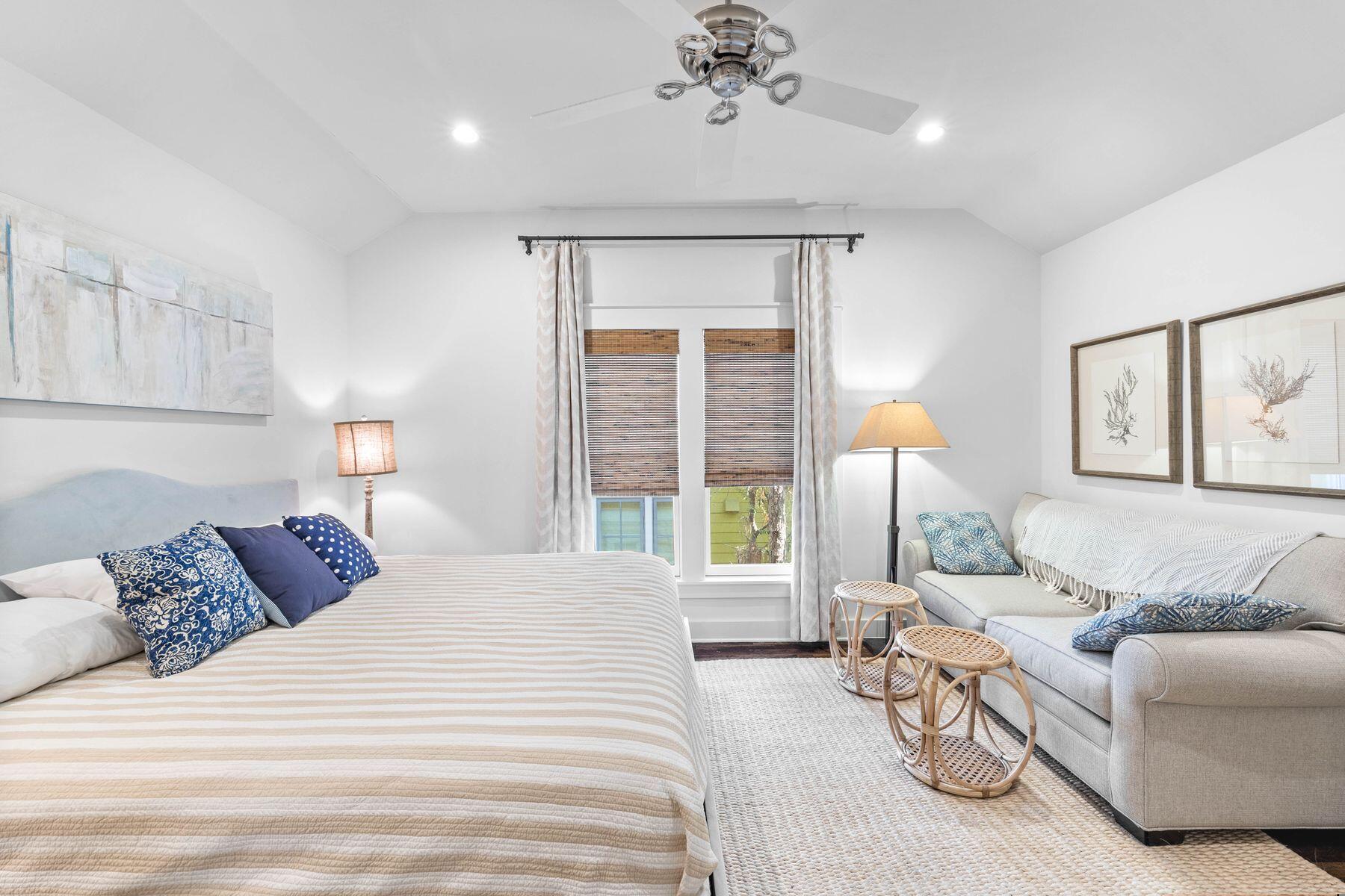 40 Tall Timber Court