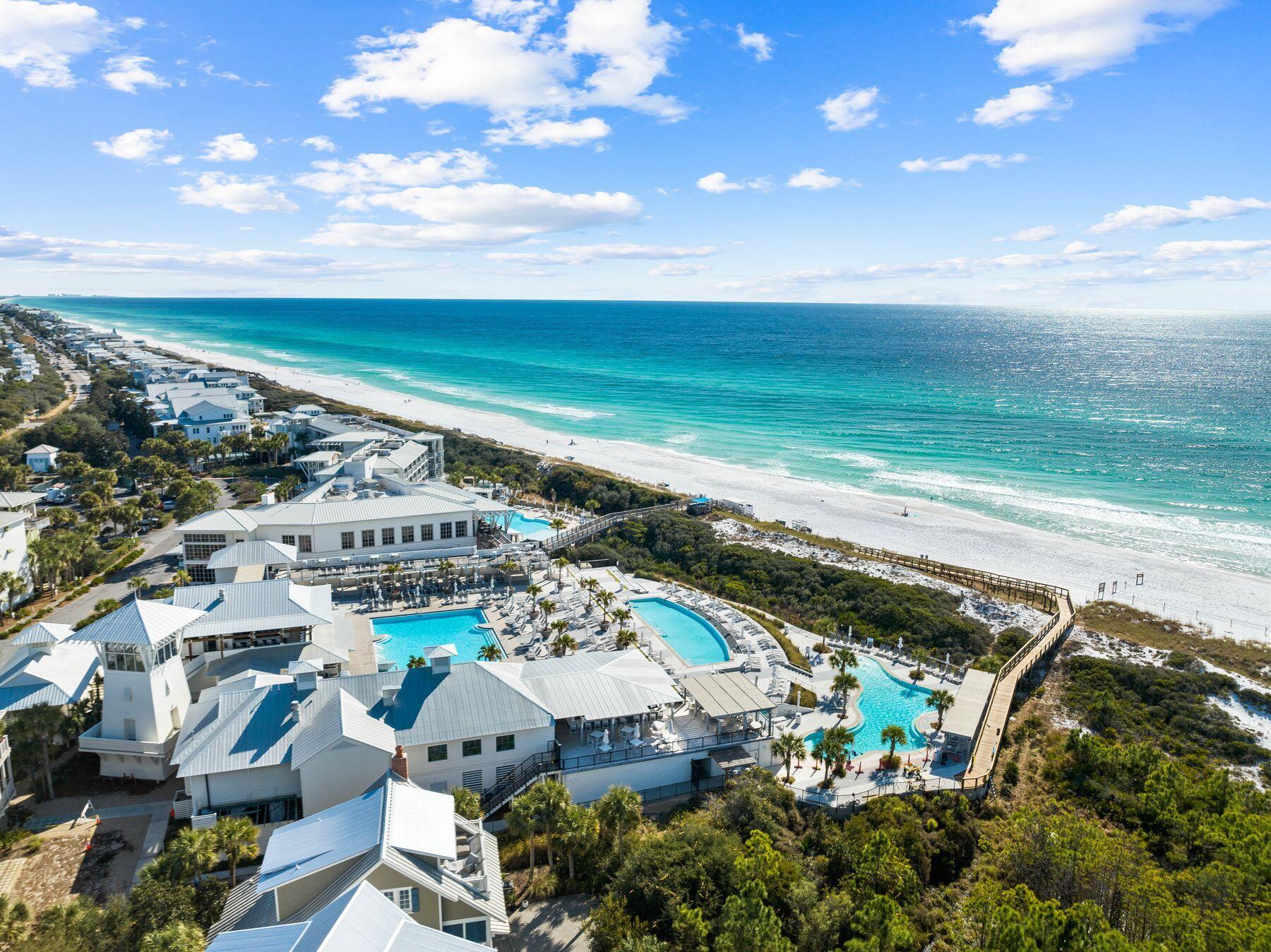 40 Tall Timber Court