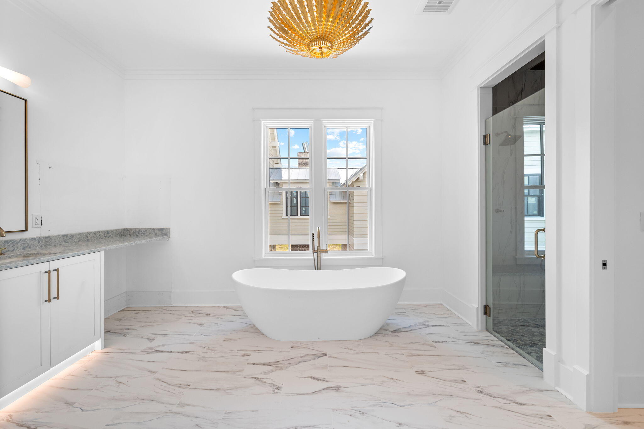 220 Climbing Rose Way