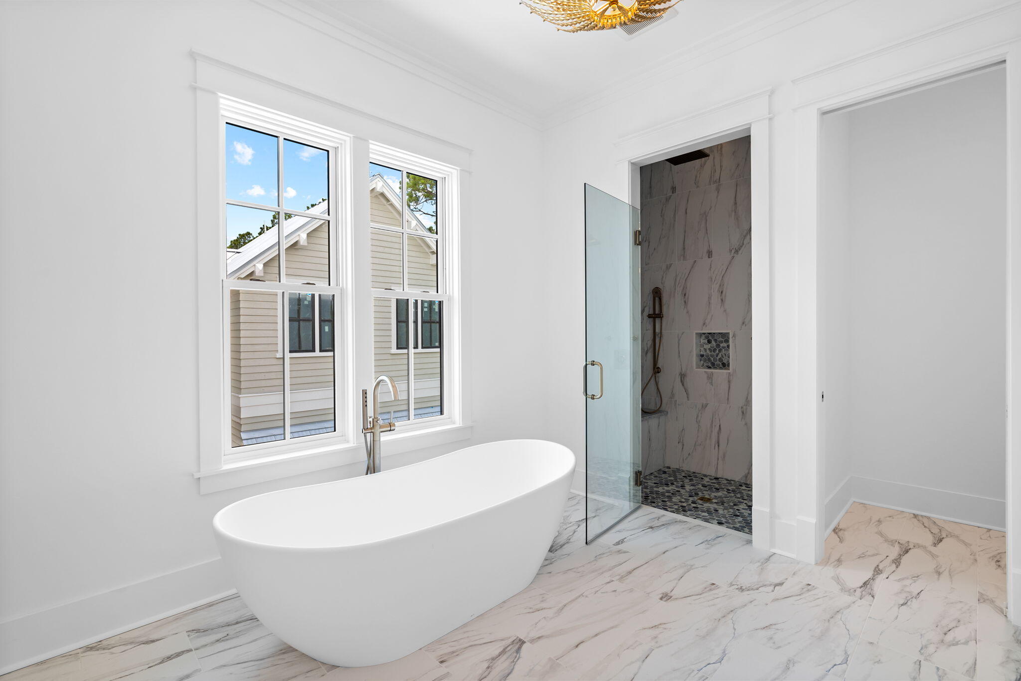 220 Climbing Rose Way