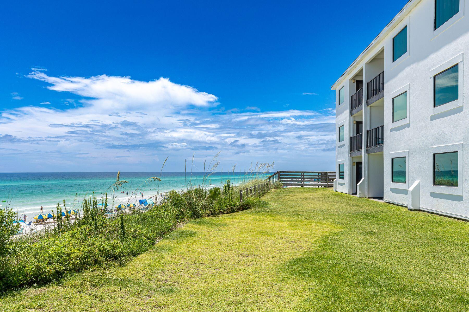 3692 E County Highway 30A, Unit 4