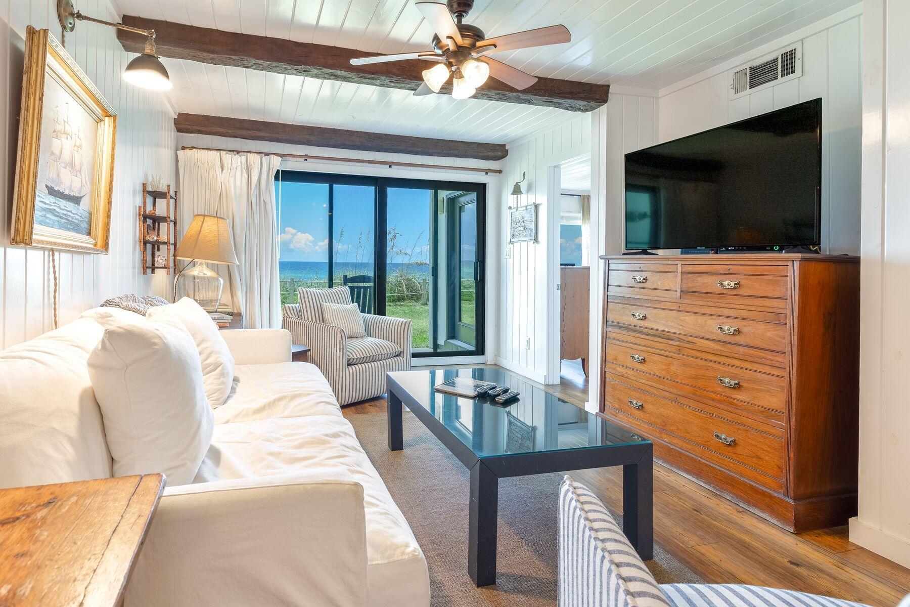 3692 E County Highway 30A, Unit 4