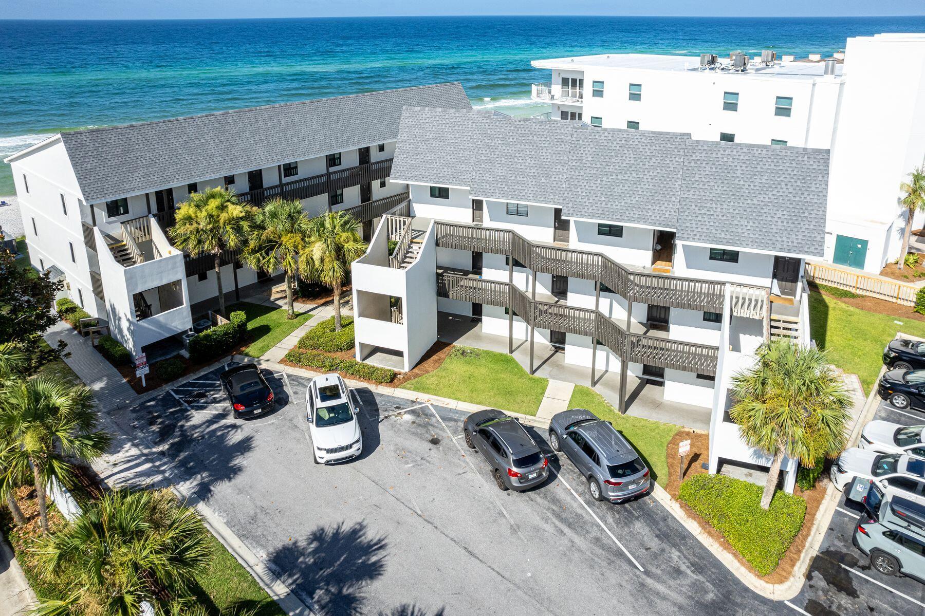 3692 E County Highway 30A, Unit 16