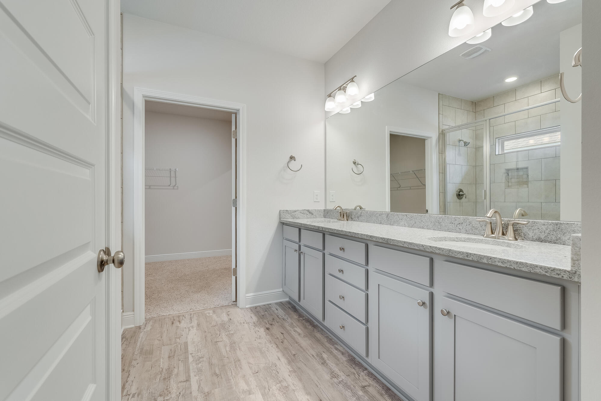 323 Lightning Bug Lane