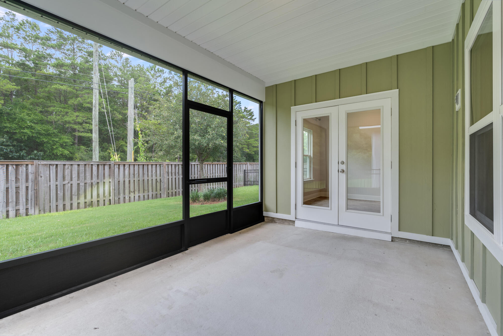 323 Lightning Bug Lane