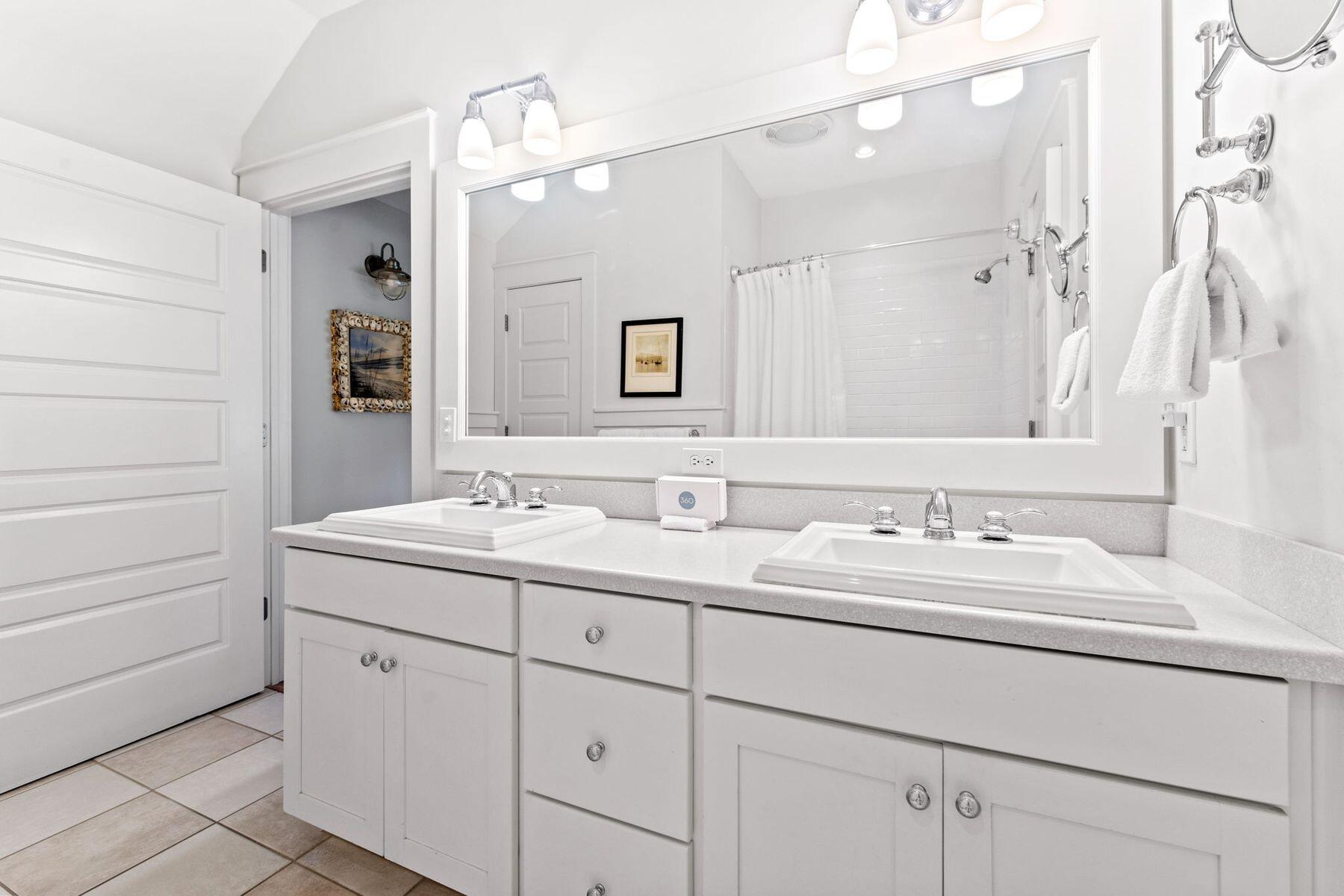 90 Silver Laurel Way